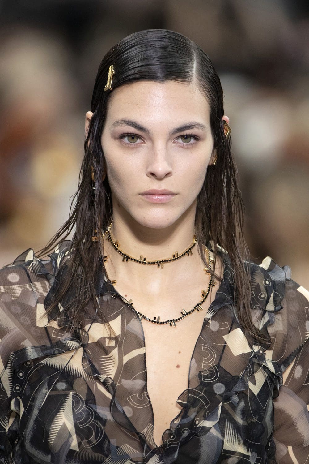 Fendi 2022-2023 秋冬特写细节配饰 Runway 杂志