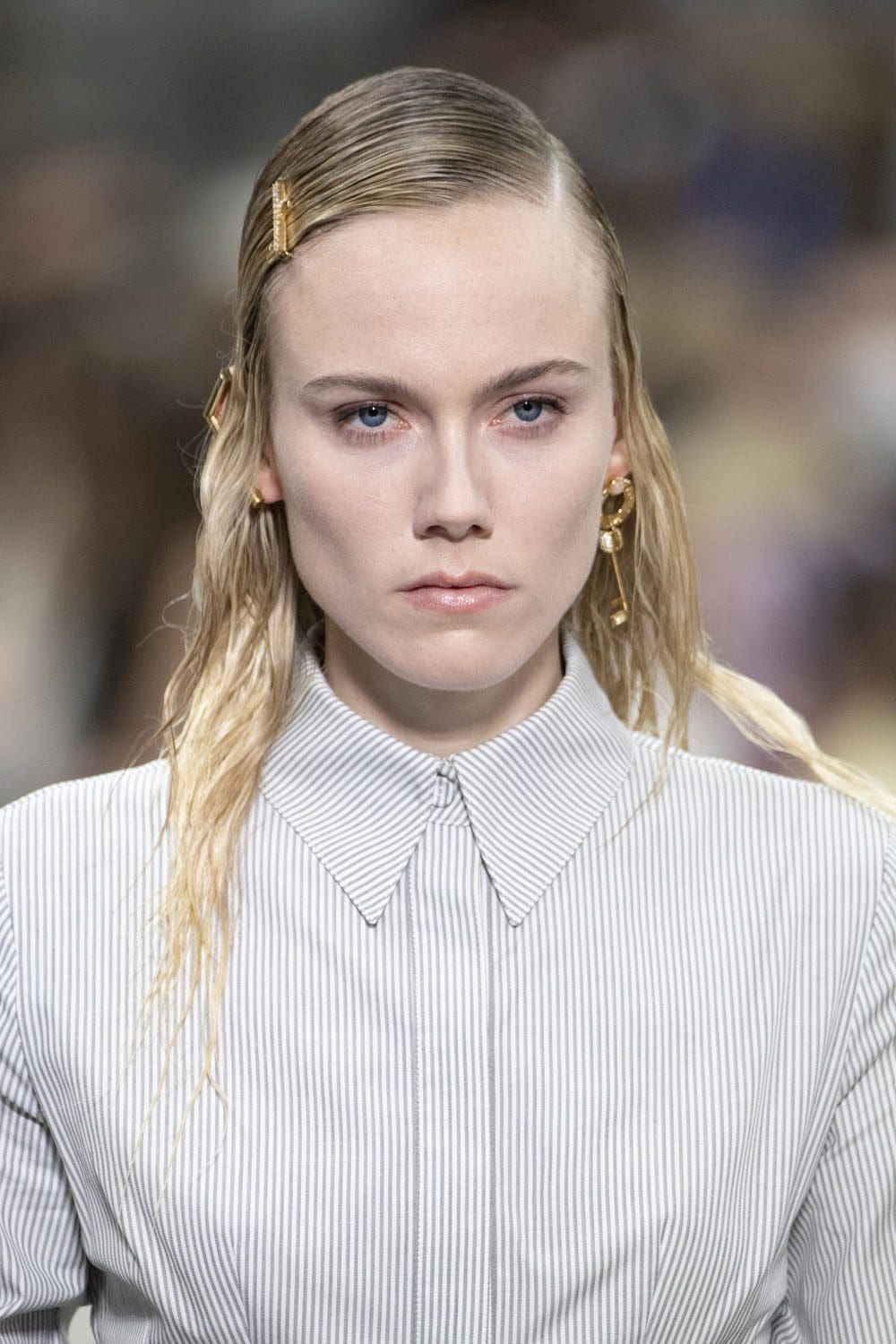 Fendi 2022-2023 秋冬特写细节配饰 Runway 杂志