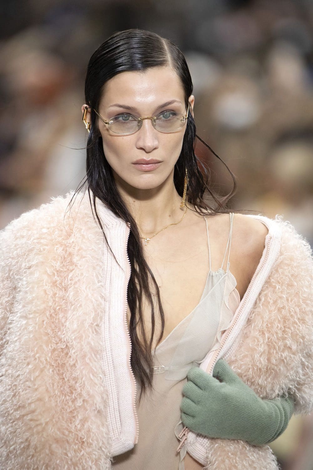 Fendi 2022-2023 秋冬特写细节配饰 Runway 杂志