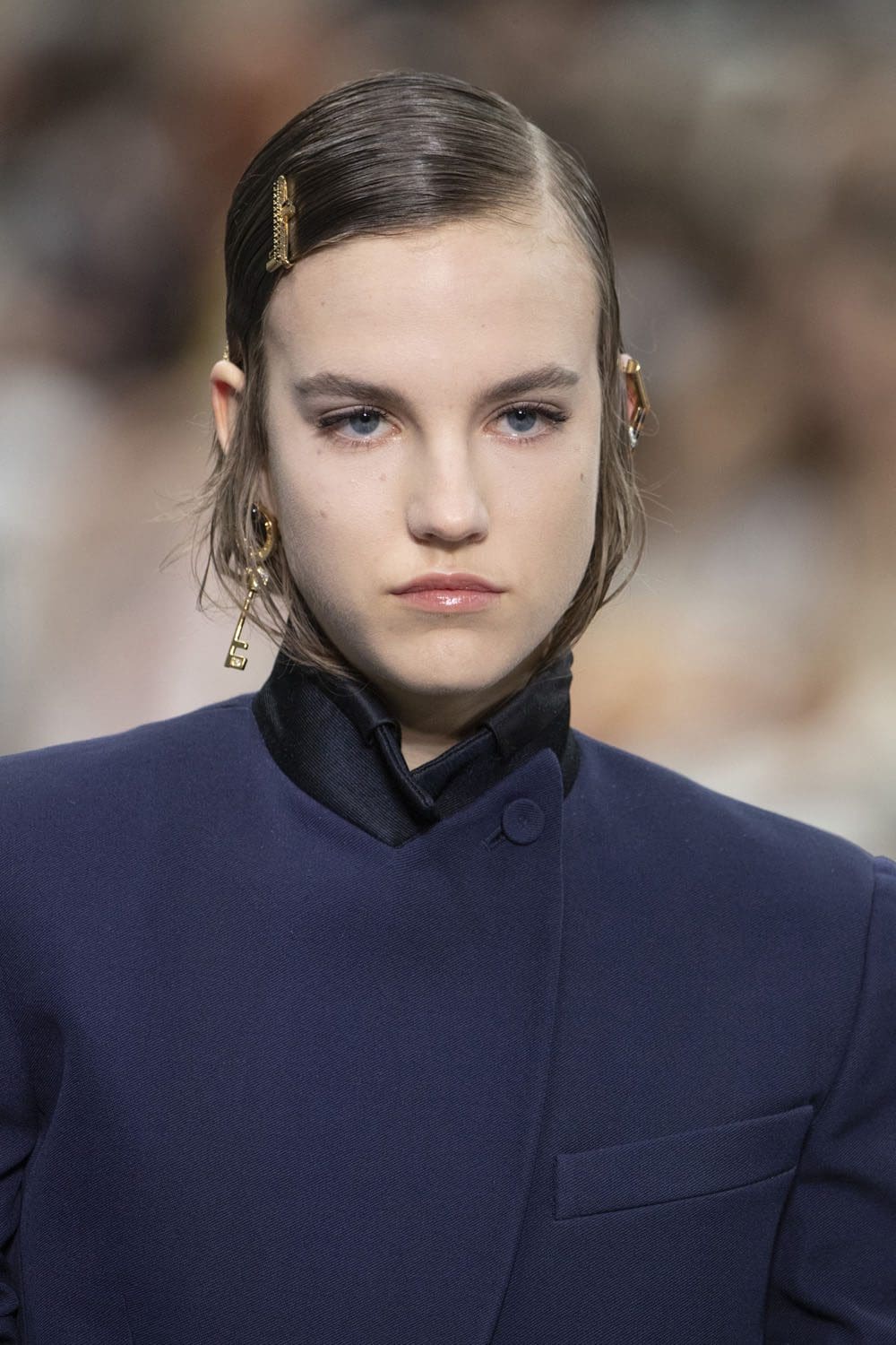 Fendi 2022-2023 秋冬特写细节配饰 Runway 杂志