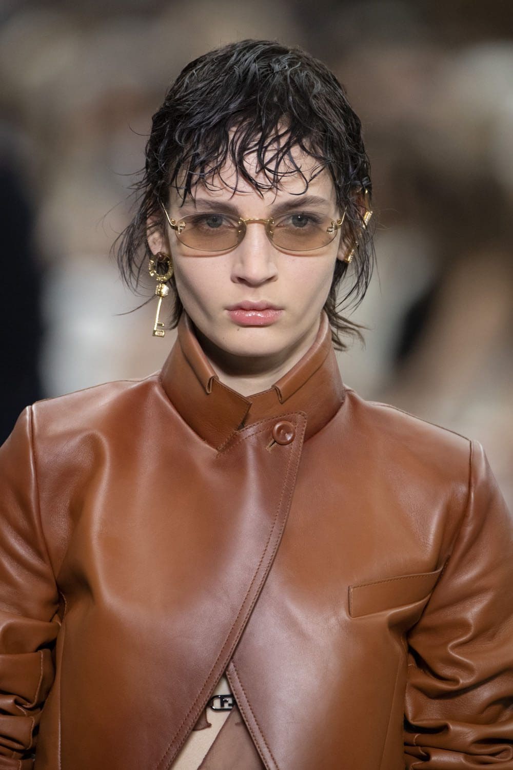 Fendi 2022-2023 秋冬特写细节配饰 Runway 杂志