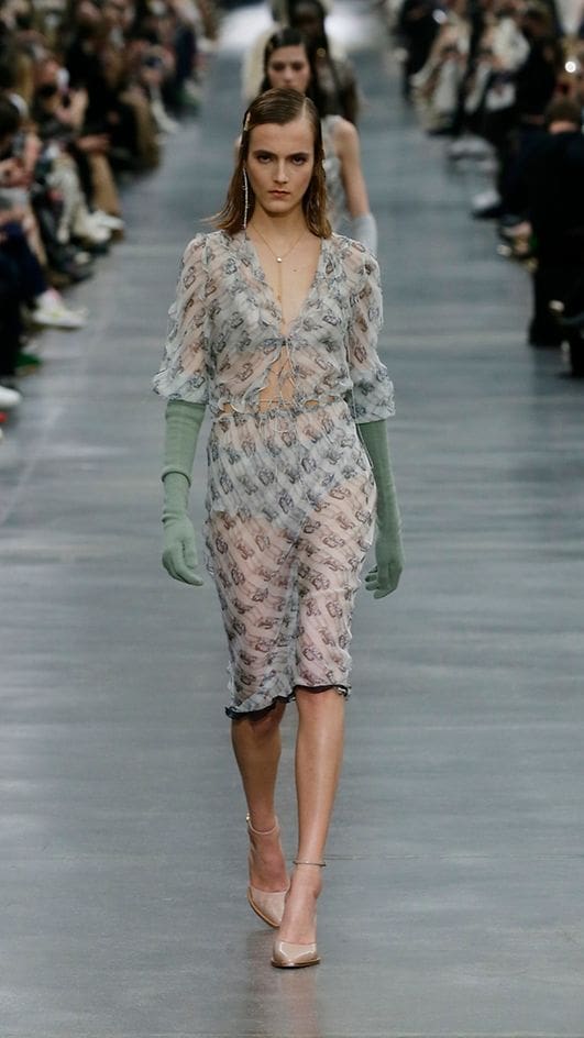 Fendi Outono Inverno 2022-2023 Milão Runway revista
