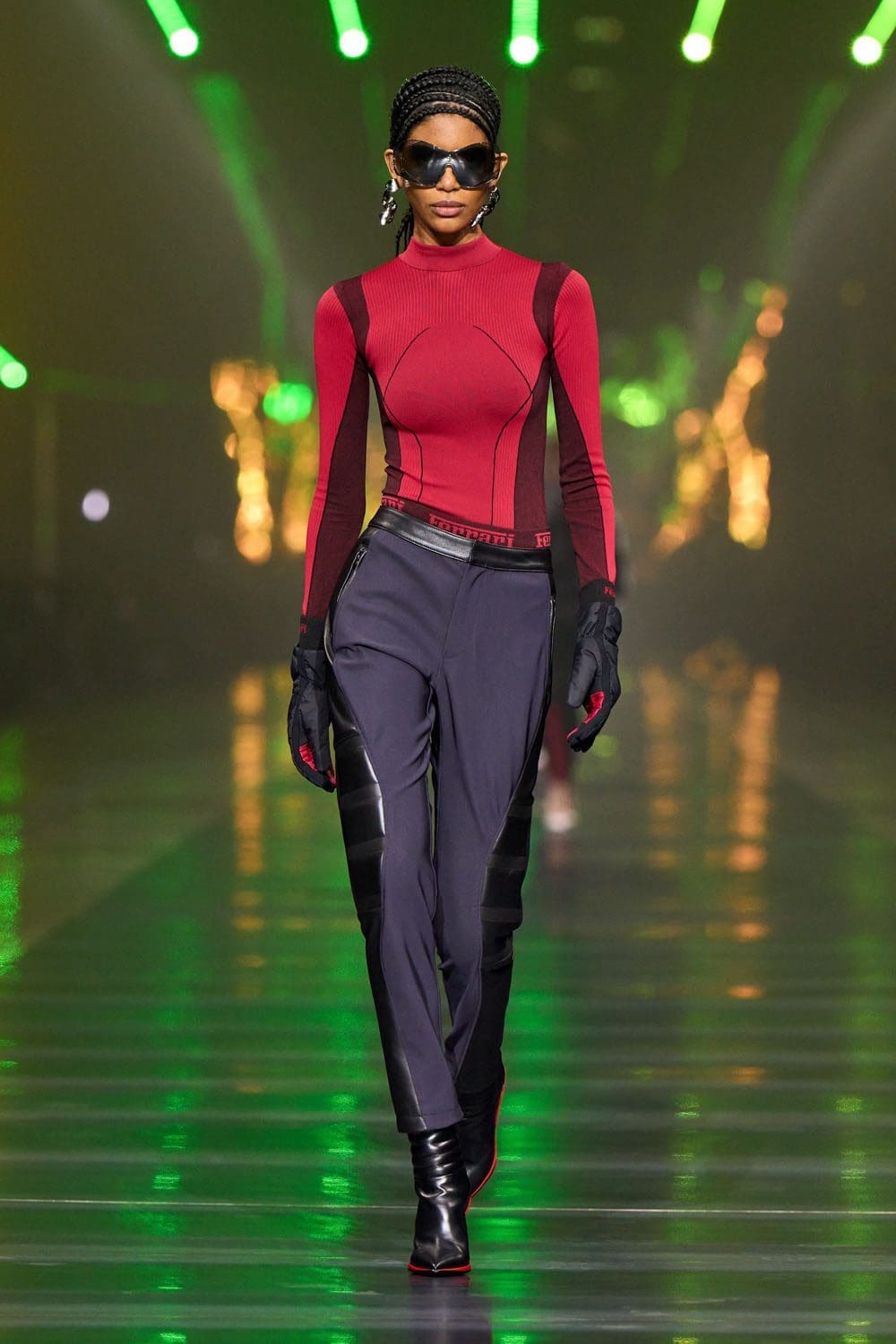 Ferrari Outono Inverno 2022-2023 Milão Runway revista