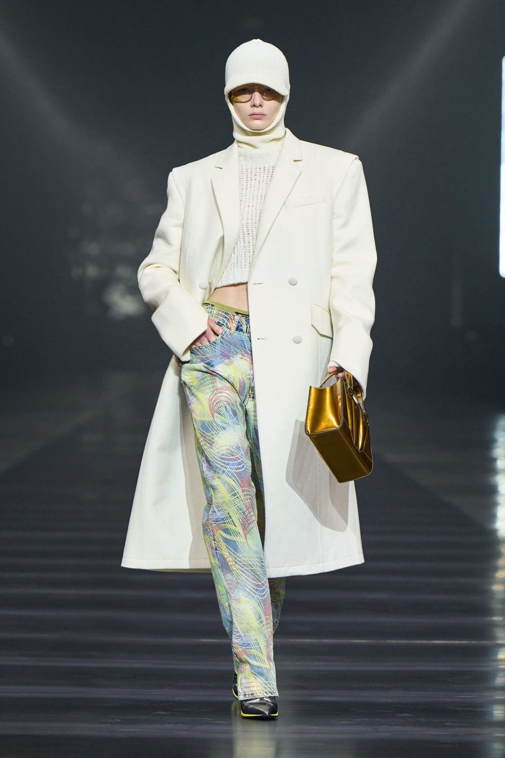 Ferrari Outono Inverno 2022-2023 Milão Runway revista