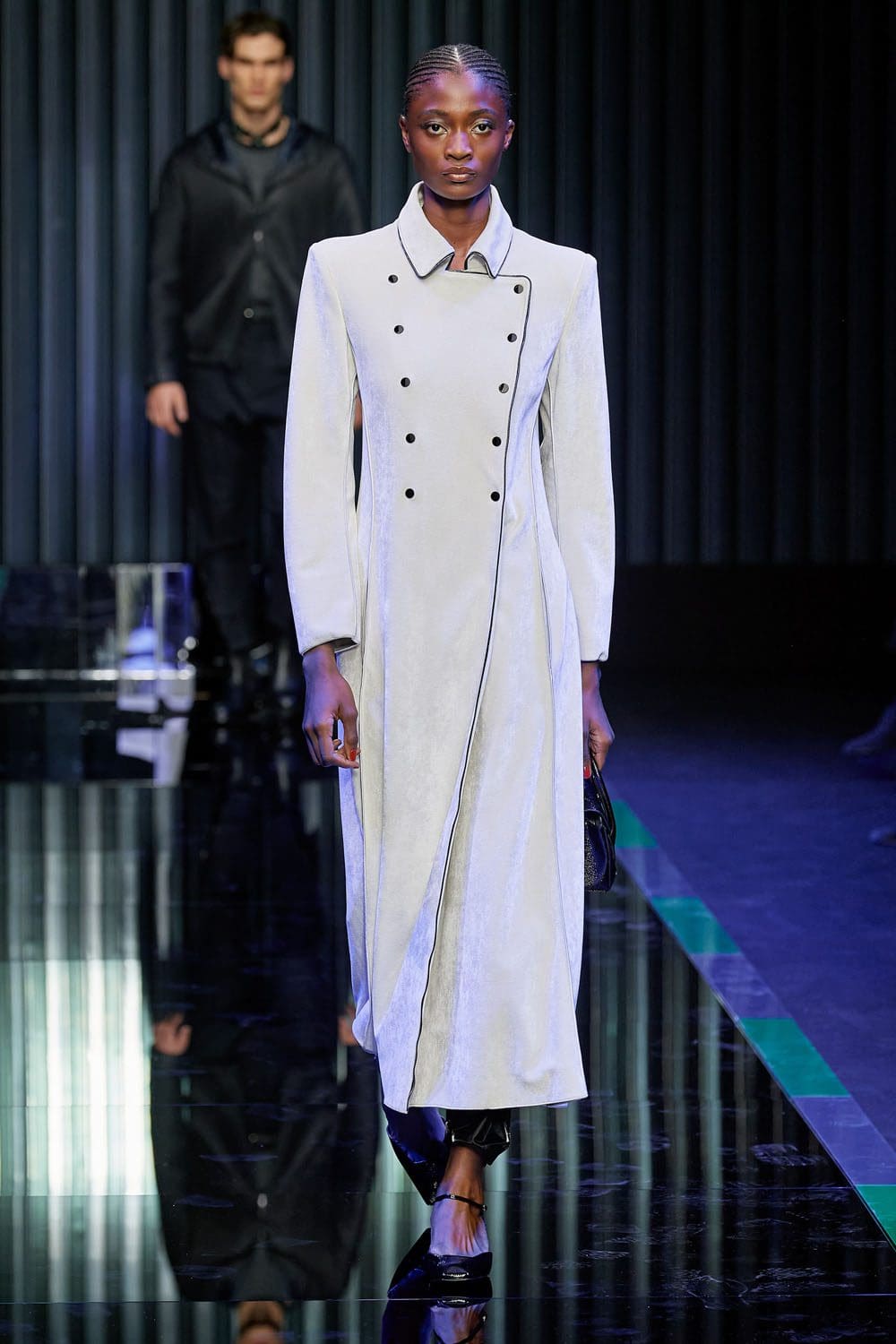 Giorgio Armani outono inverno 2022-2023 Milão Runway revista