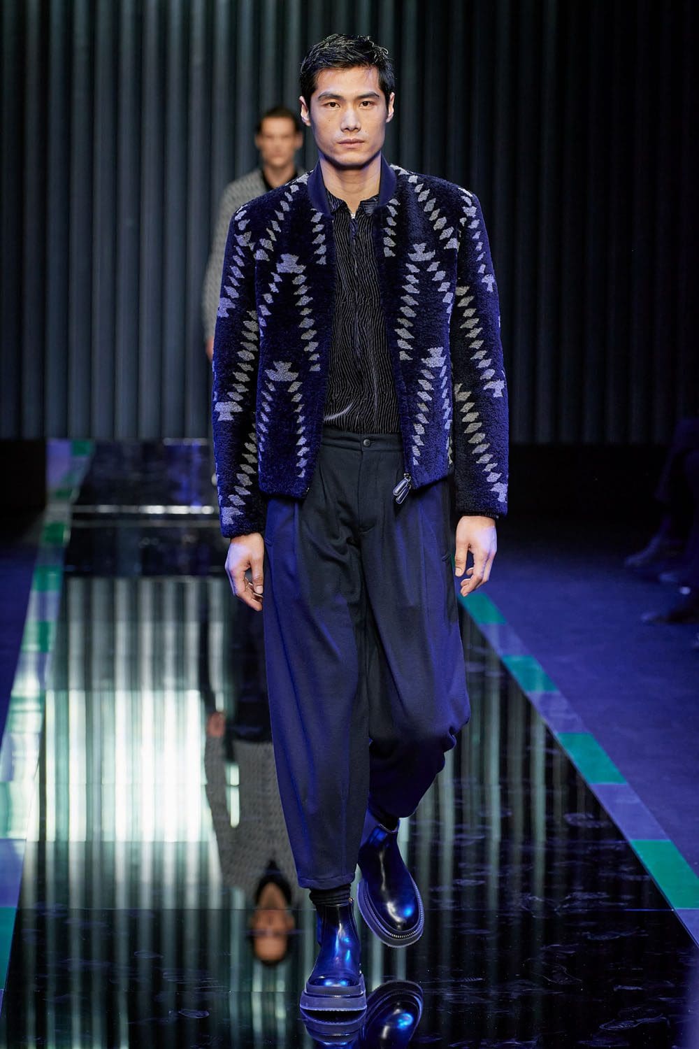 Giorgio Armani outono inverno 2022-2023 Milão Runway revista