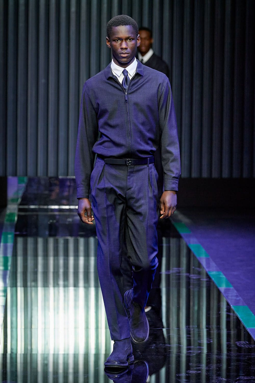 Giorgio Armani outono inverno 2022-2023 Milão Runway revista