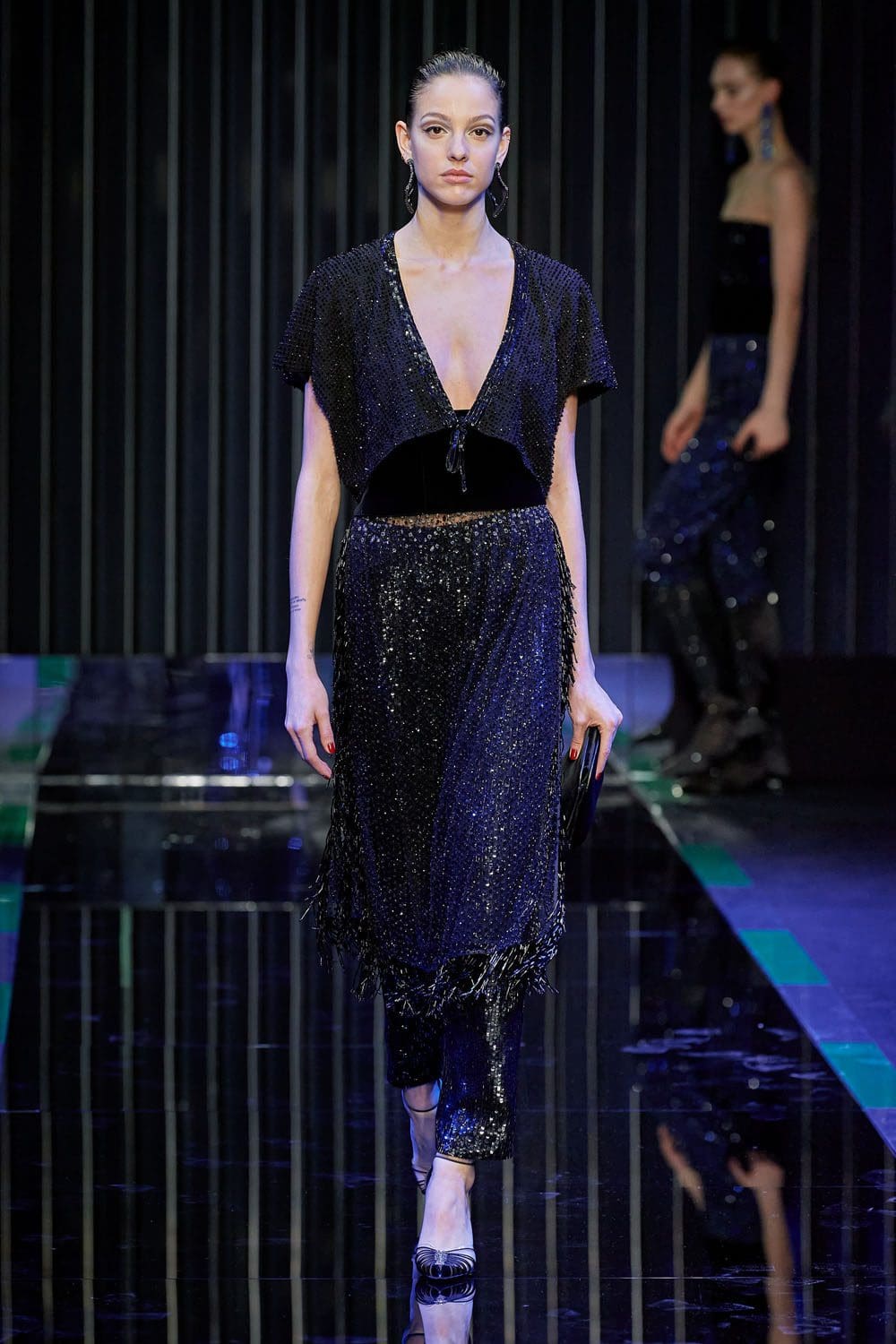 Giorgio Armani outono inverno 2022-2023 Milão Runway revista