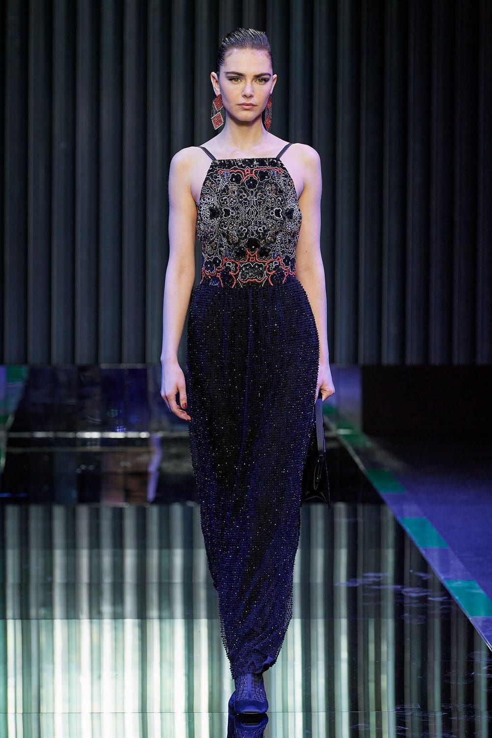 Giorgio Armani outono inverno 2022-2023 Milão Runway revista