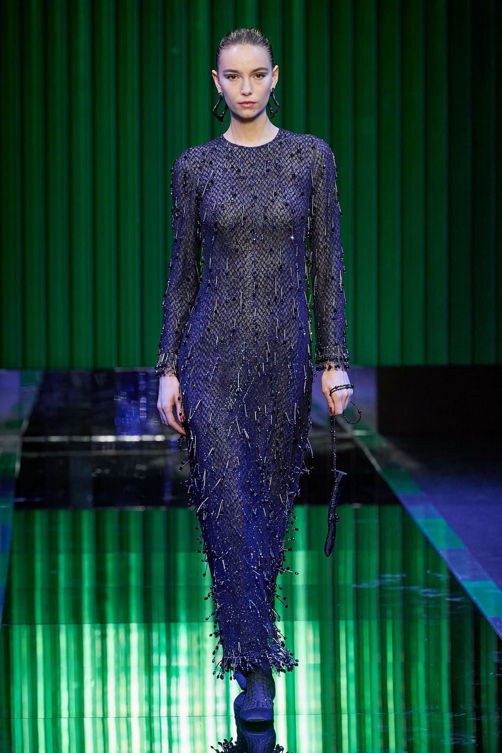 Giorgio Armani outono inverno 2022-2023 Milão Runway revista