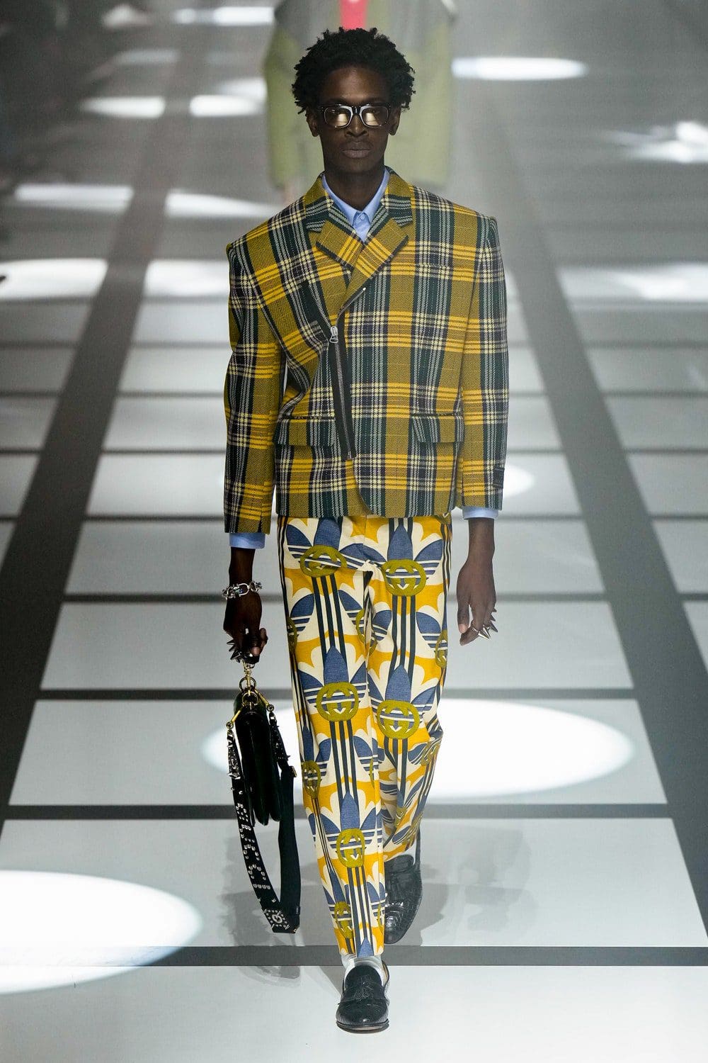 Gucci x Adidas Automne 2022-2023 Runway Magazine