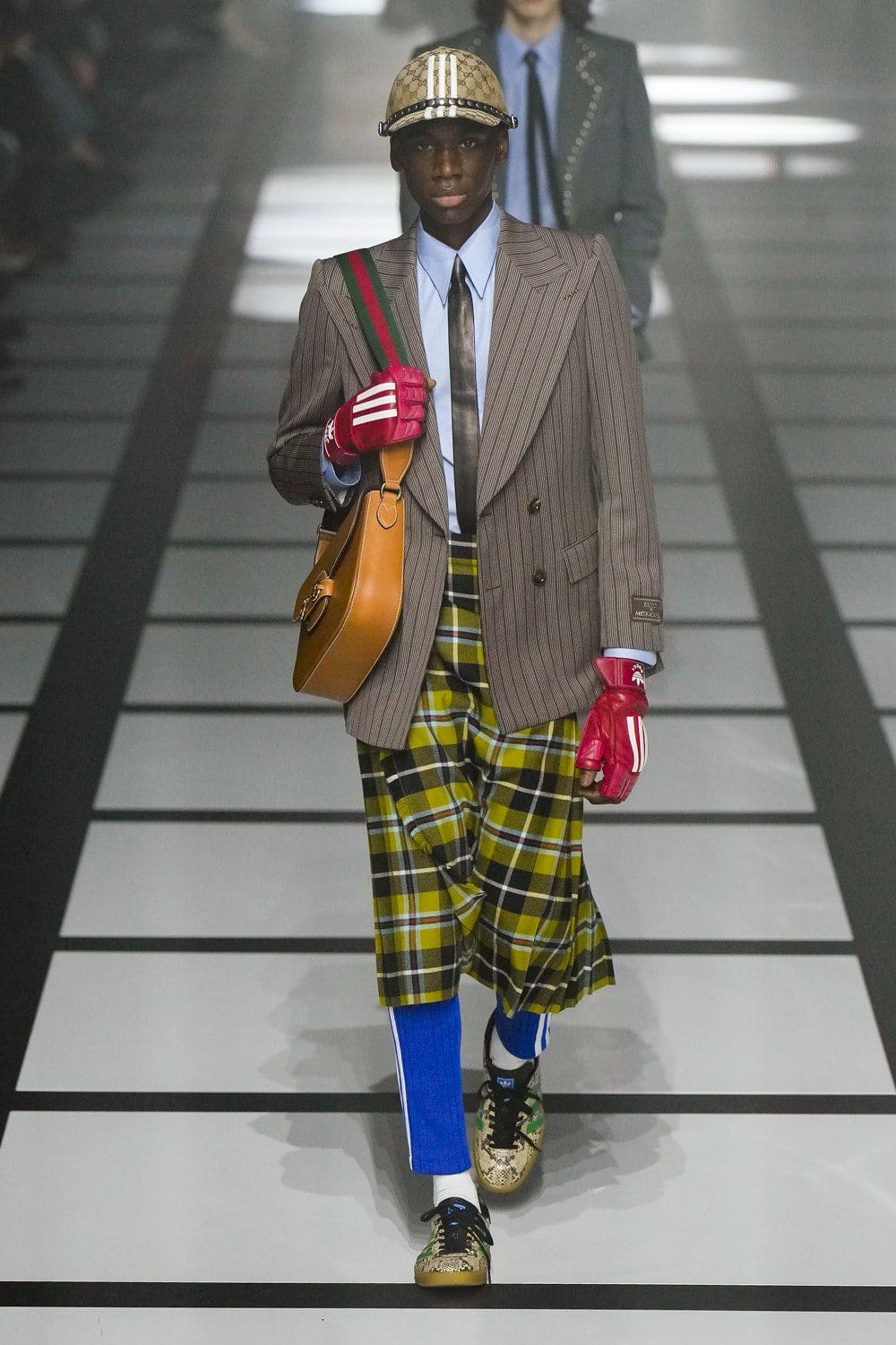 Gucci x Adidas Automne 2022-2023 Runway Magazine