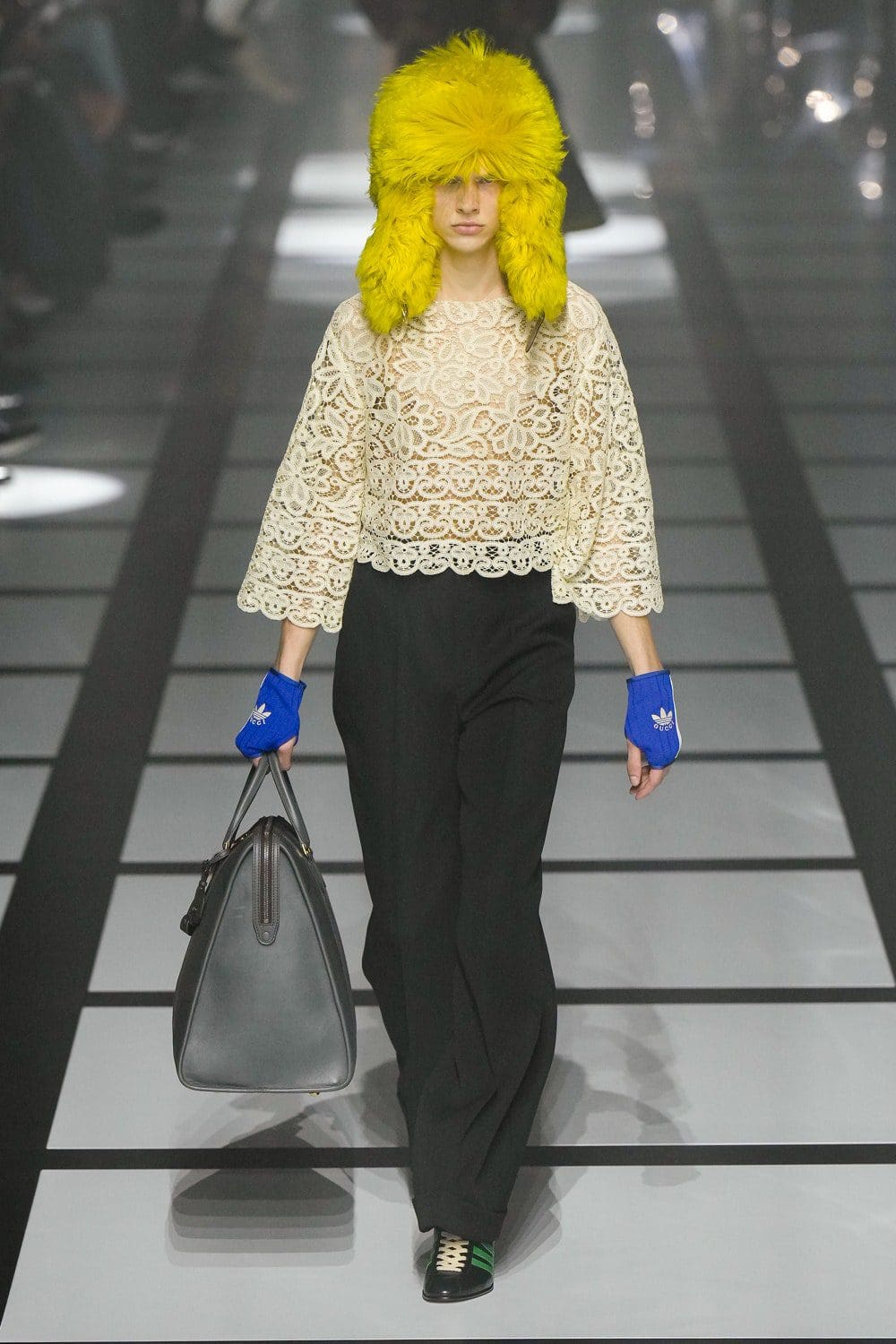 Gucci x Adidas Automne 2022-2023 Runway Magazine