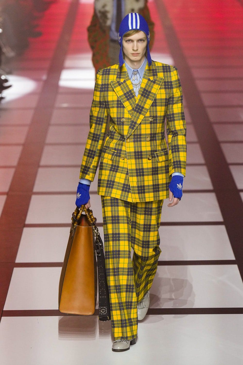 Gucci x Adidas Automne 2022-2023 Runway Magazine