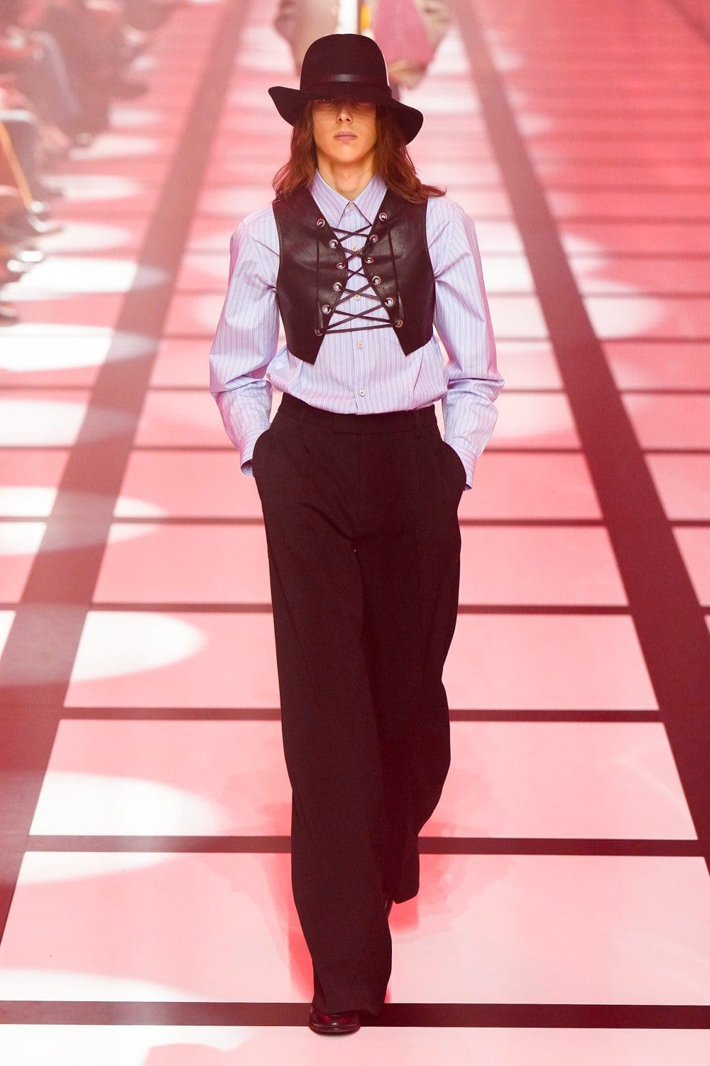 Gucci x Adidas Automne 2022-2023 Runway Magazine