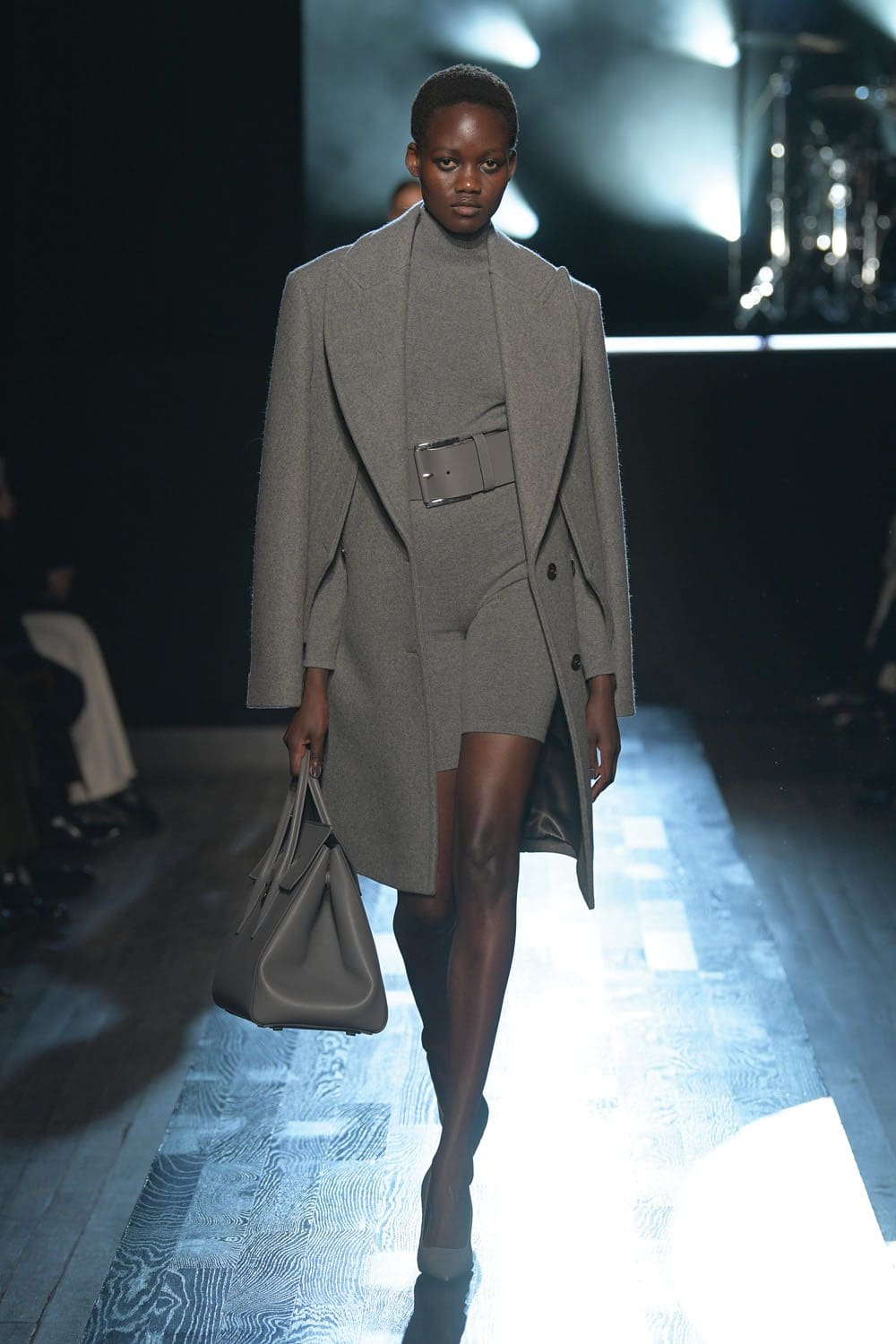 Michael Kors 2022-2023 秋冬纽约时装秀 RUNWAY 杂志