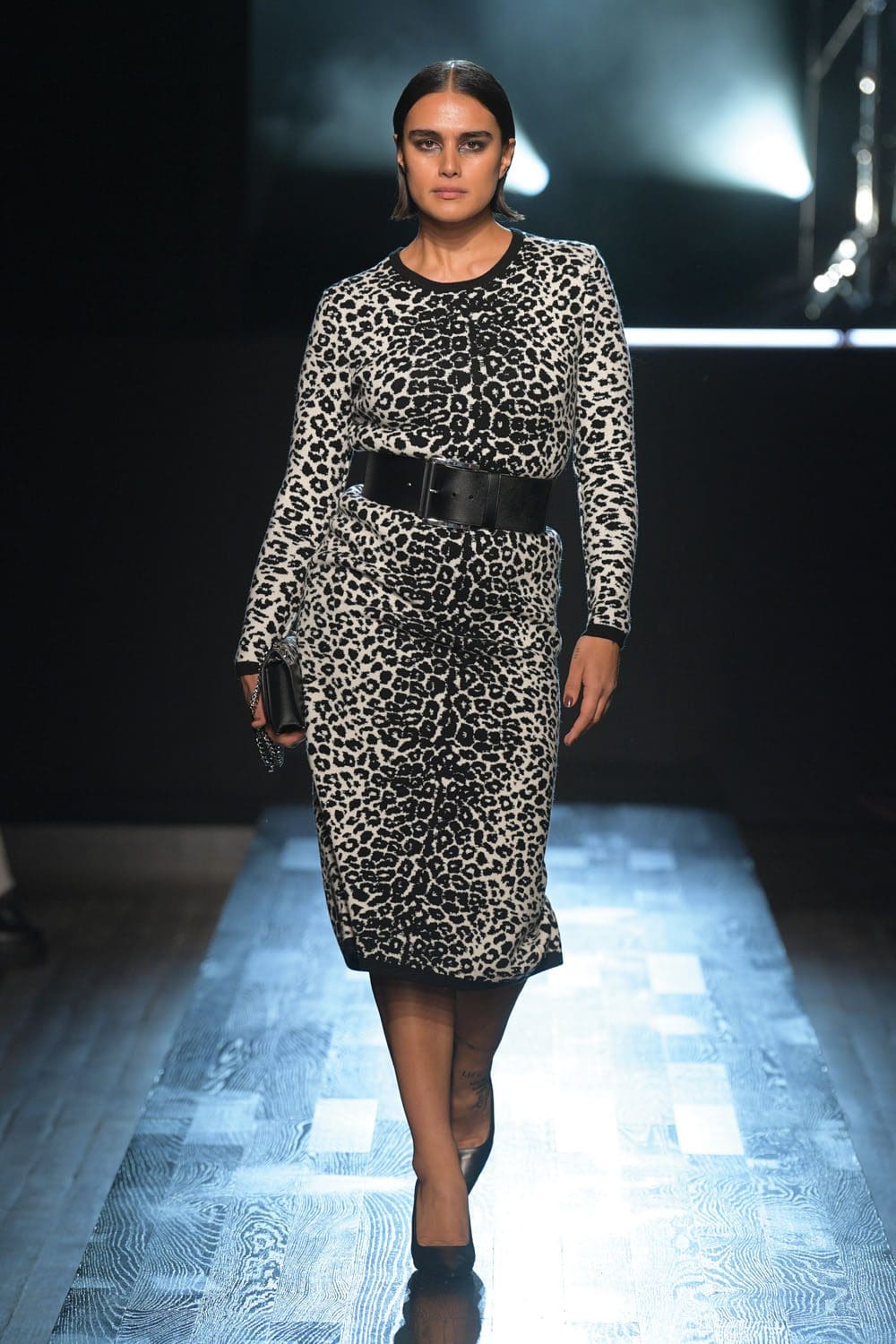 Michael Kors 2022-2023 秋冬纽约时装秀 RUNWAY 杂志