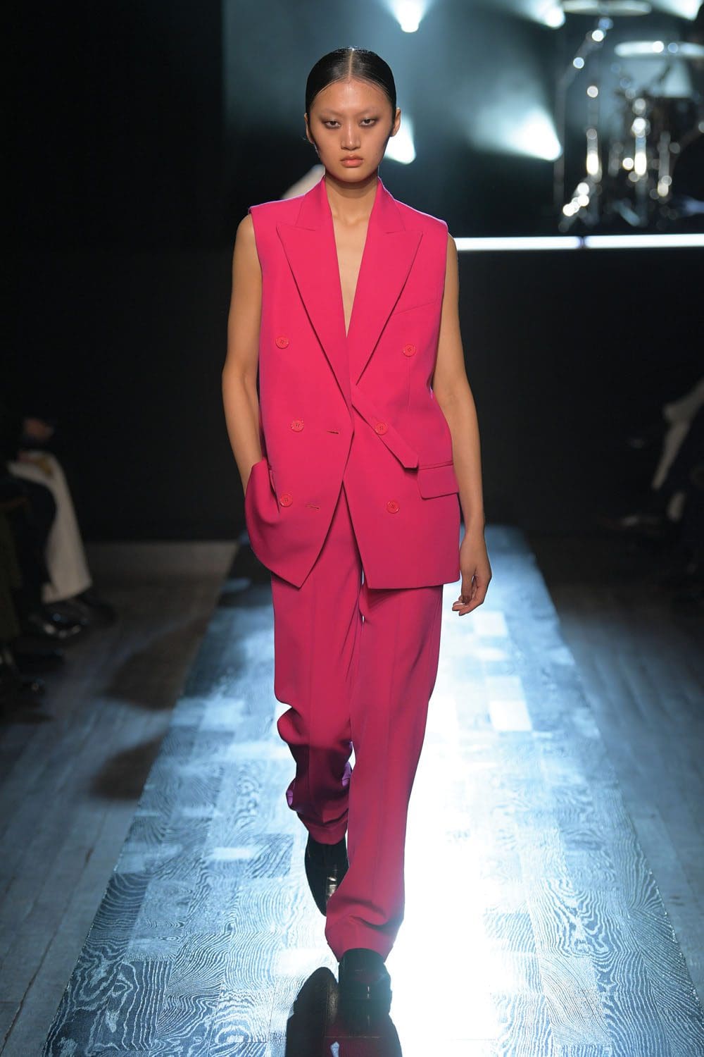 Michael Kors 2022-2023 秋冬纽约时装秀 RUNWAY 杂志
