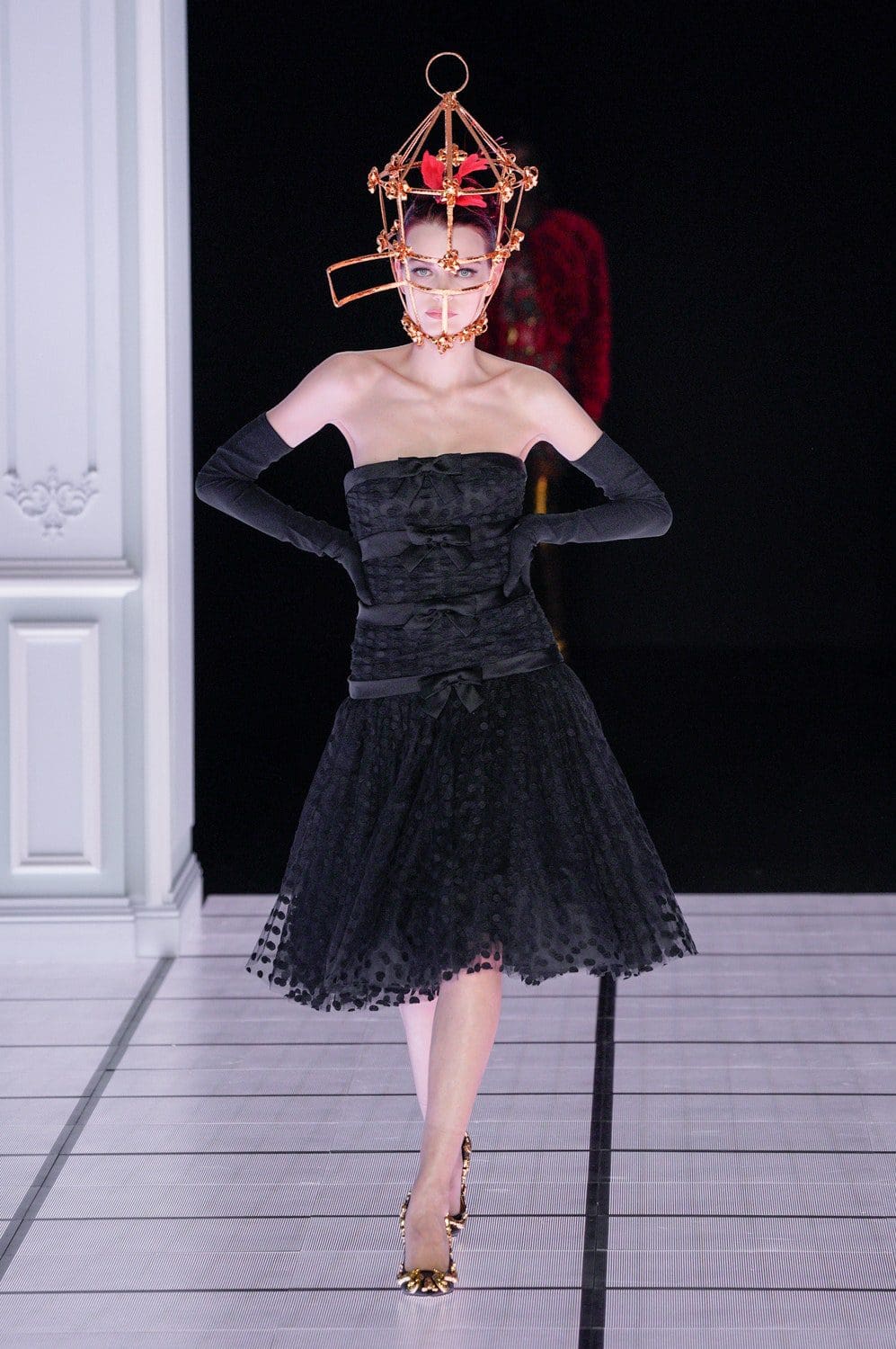 Moschino Outono Inverno 2022-2023 Milão Runway revista
