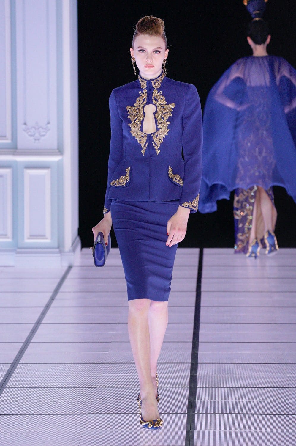 Moschino Outono Inverno 2022-2023 Milão Runway revista