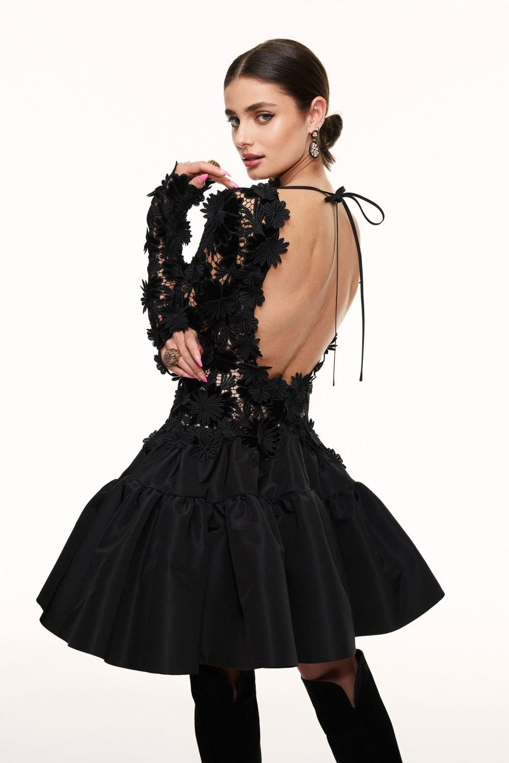 Oscar de la Renta Otoño Invierno 2022-2023 de RUNWAY REVISTA