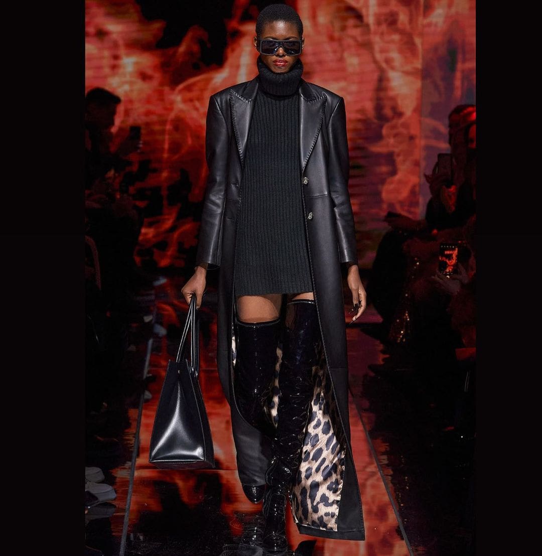 Philipp Plein outono inverno 2022-2023 Milão Runway revista