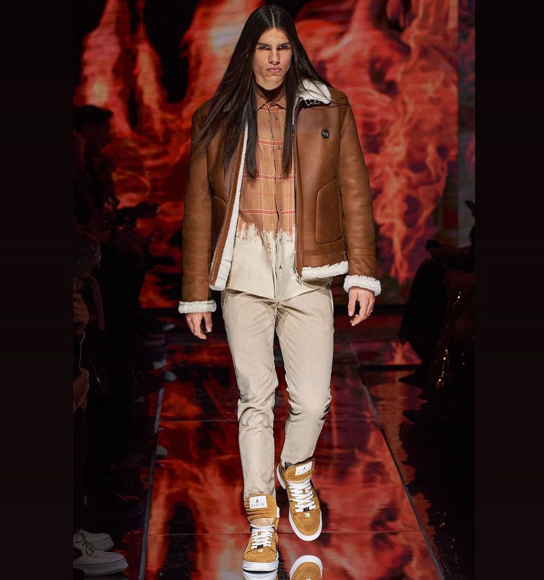 Philipp Plein outono inverno 2022-2023 Milão Runway revista