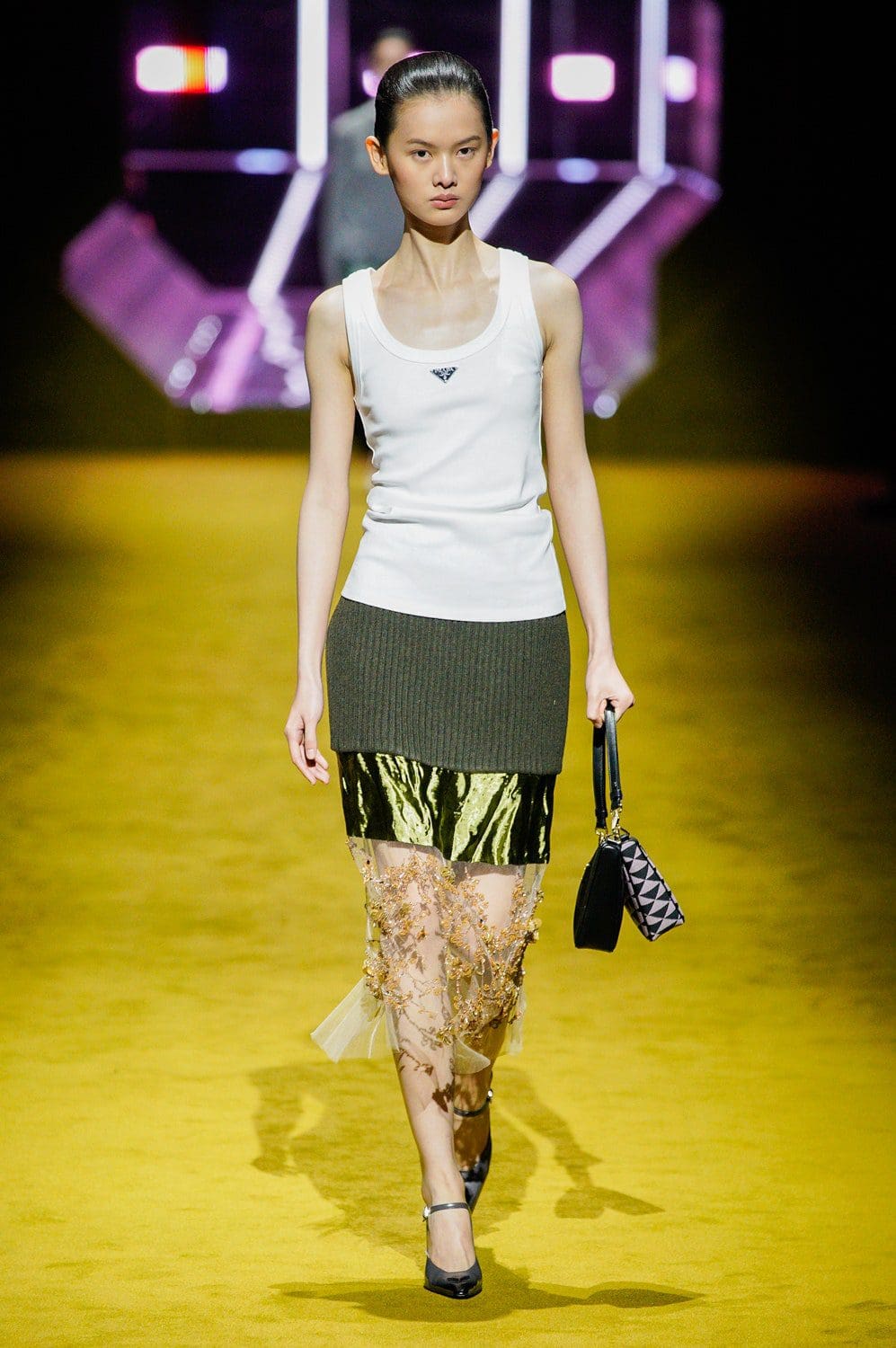 Prada Otoño Invierno 2022-2023 Milán Runway Revista
