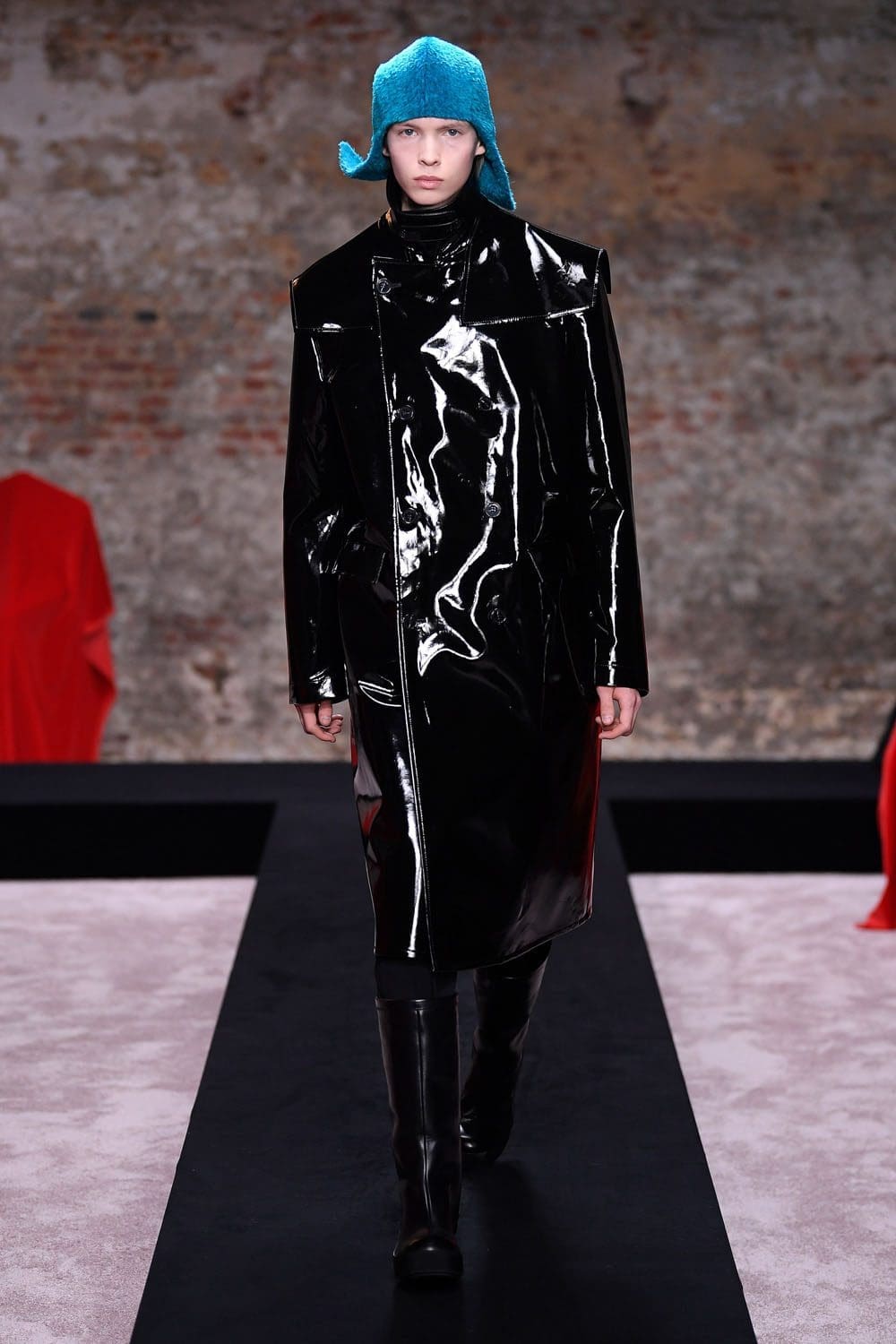 Raf Simons Autunno Inverno 2022-2023 Londra di RUNWAY MAGAZINE