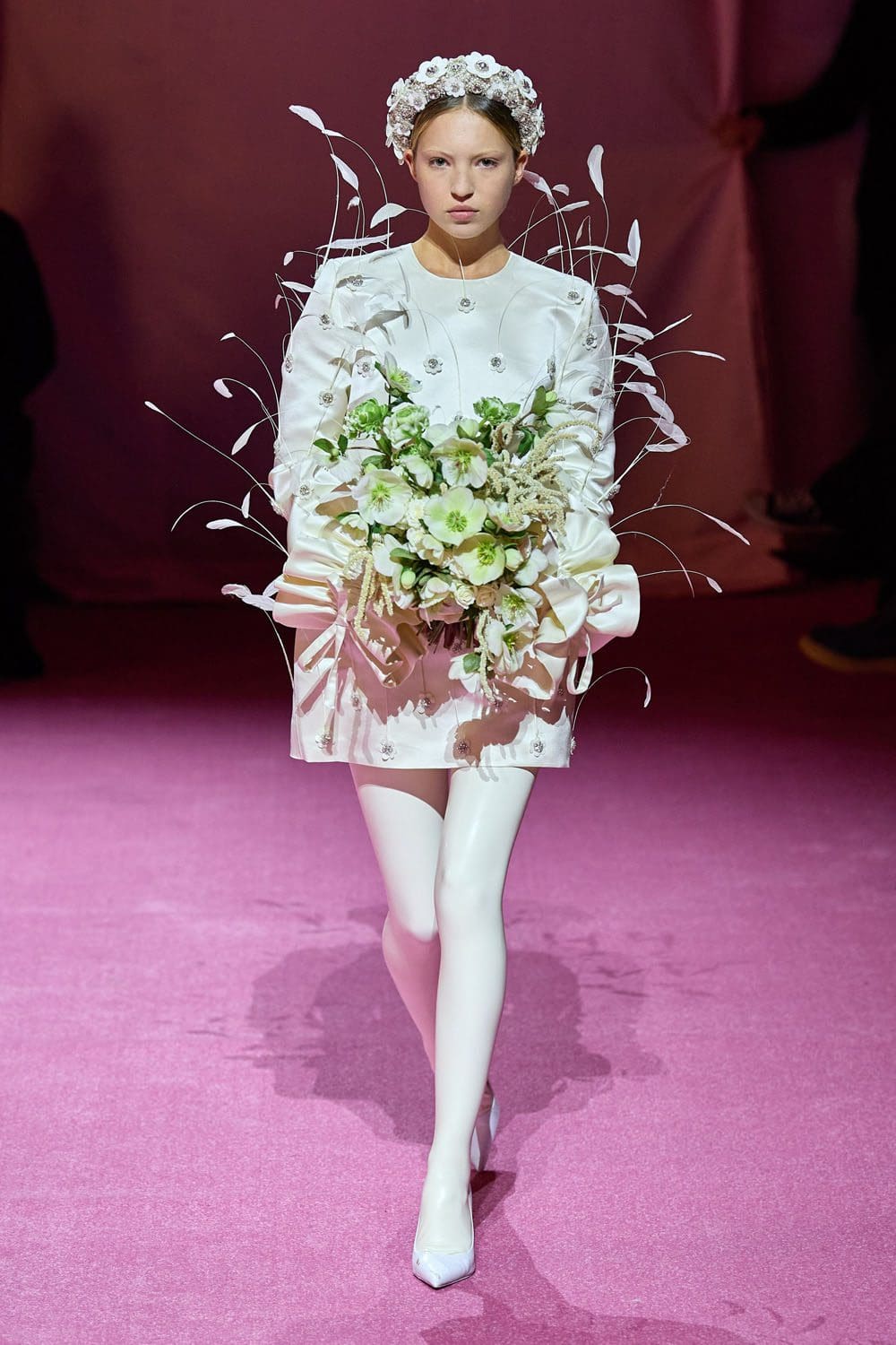Richard Quinn Outono Inverno 2022-2023 Londres por RUNWAY MAGAZINE