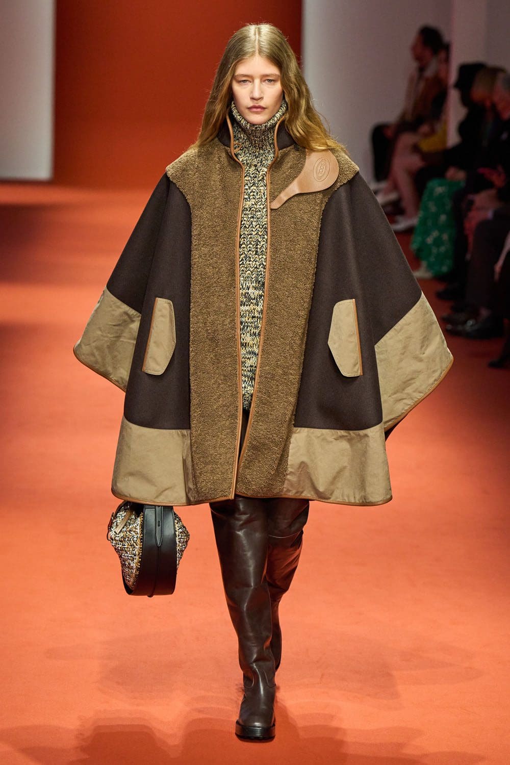 Tod's Autunno Inverno 2022-2023 Milano Runway Magazine
