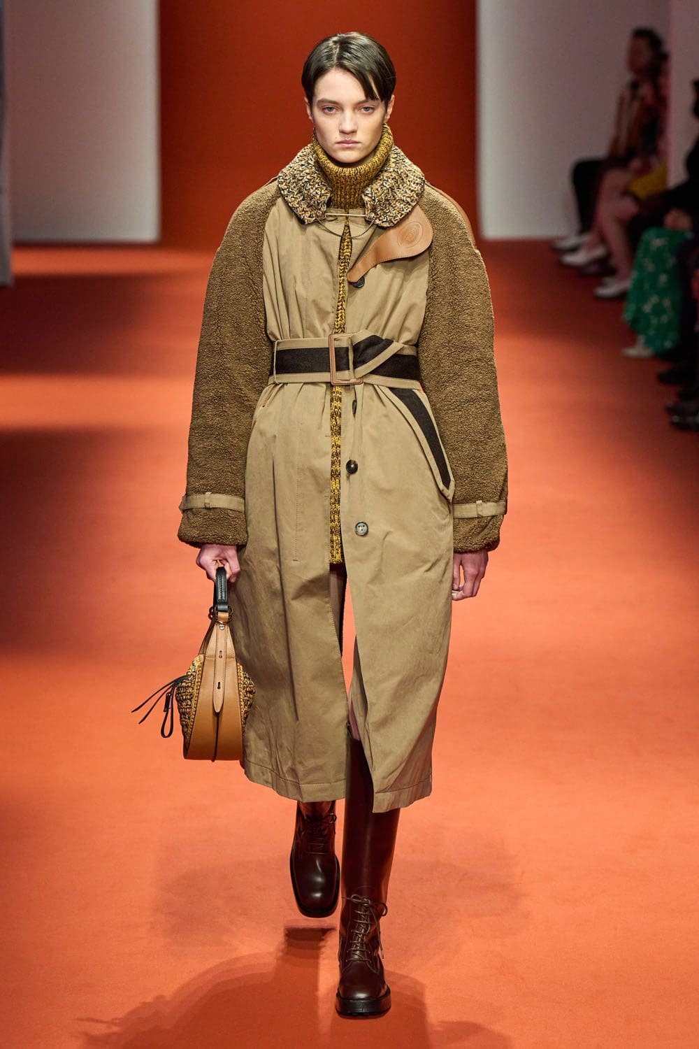 Tod's Autunno Inverno 2022-2023 Milano Runway Magazine