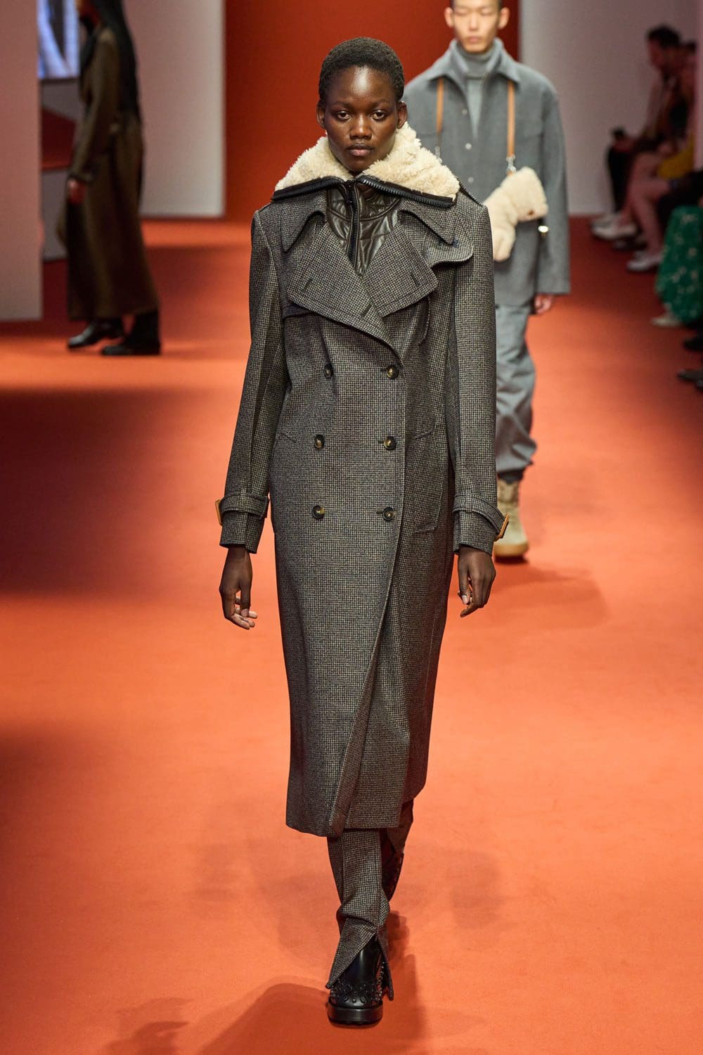 Tod's Autunno Inverno 2022-2023 Milano Runway Magazine
