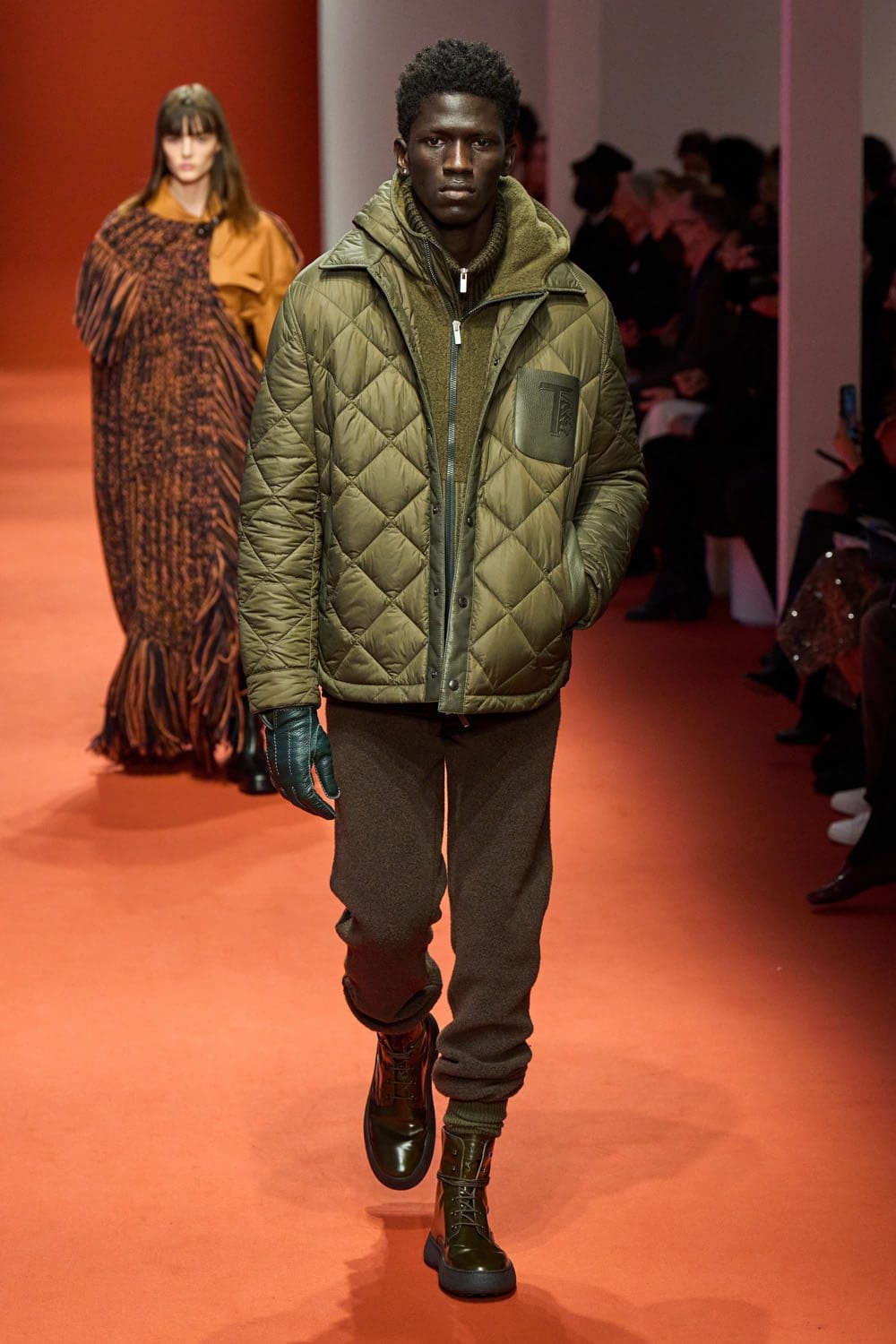 Tod's Autunno Inverno 2022-2023 Milano Runway Magazine