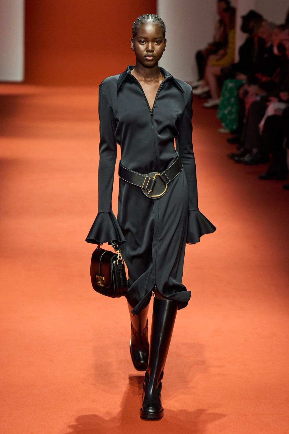Tod's Autunno Inverno 2022-2023 Milano Runway Magazine