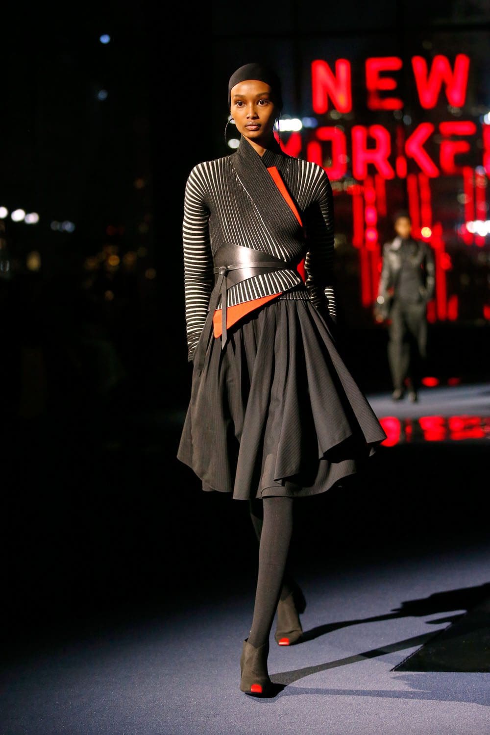 Tory Burch Autunno Inverno 2022-2023 di RUNWAY MAGAZINE