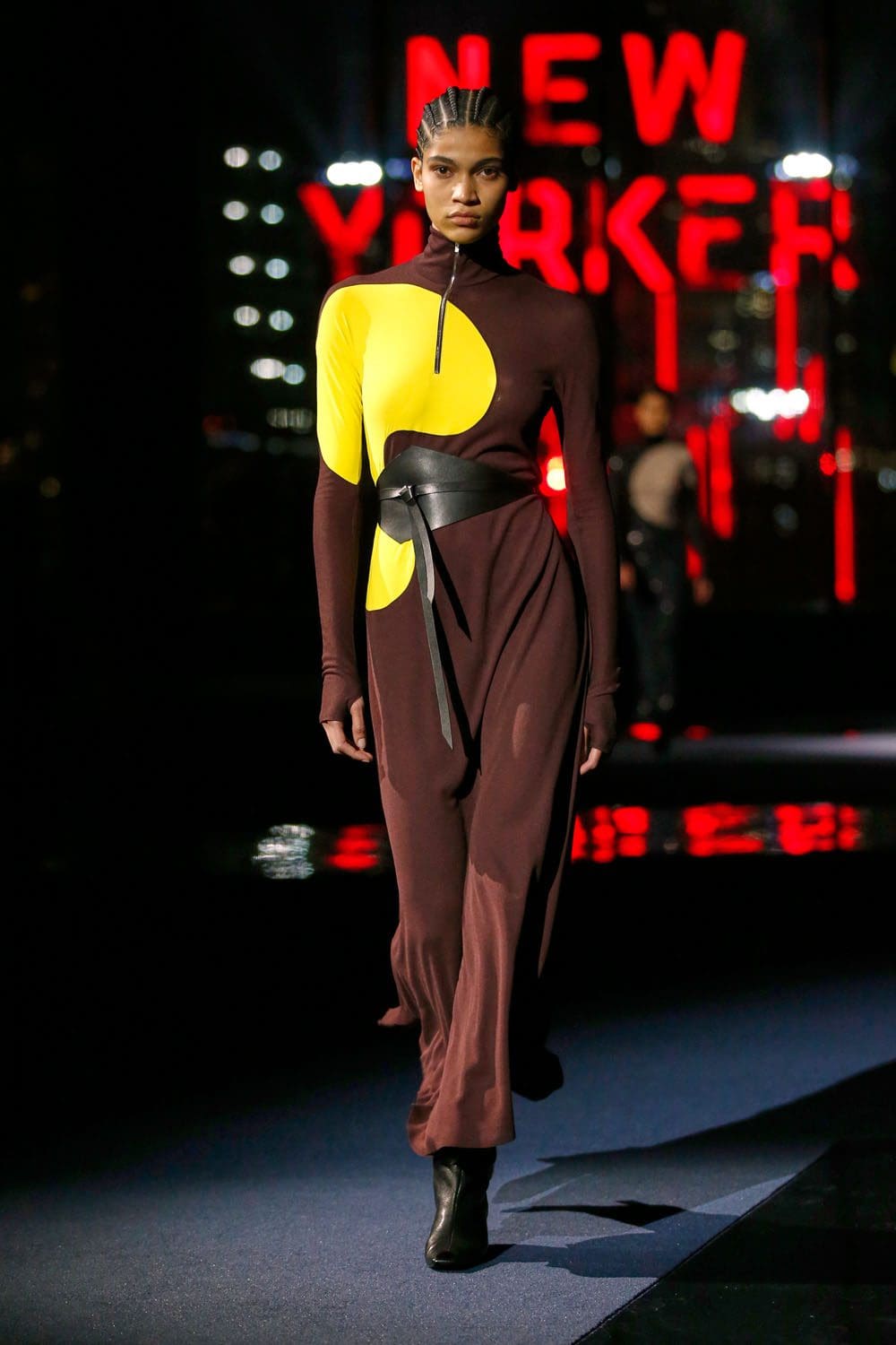 Tory Burch Autunno Inverno 2022-2023 di RUNWAY MAGAZINE