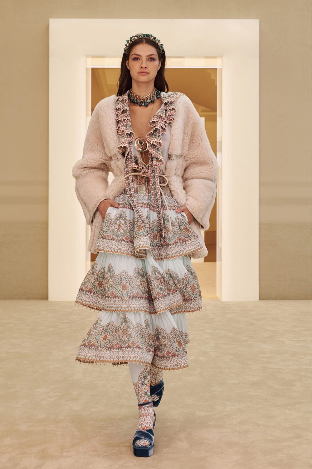 Zimmermann Automne Hiver 2022-2023 New York par RUNWAY MAGAZINE