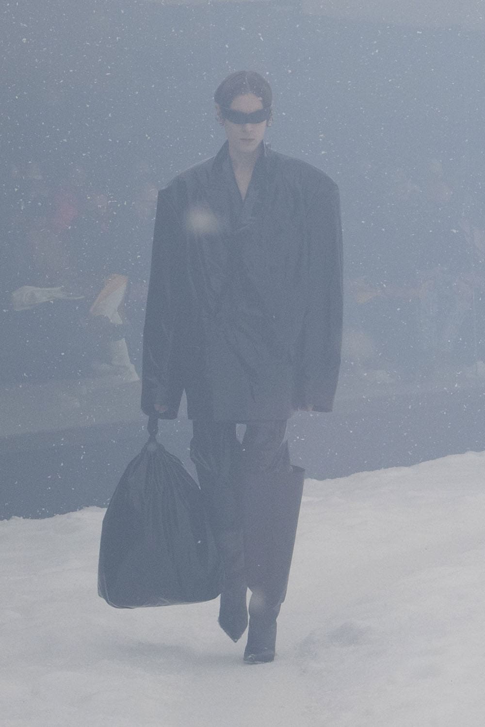 Balenciaga Fall Winter 2022-2023 Paris Runway Magazine