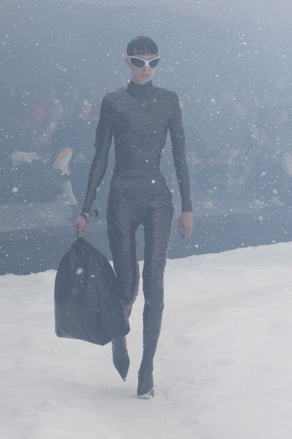 Balenciaga Fall Winter 2022-2023 Paris Runway Magazine