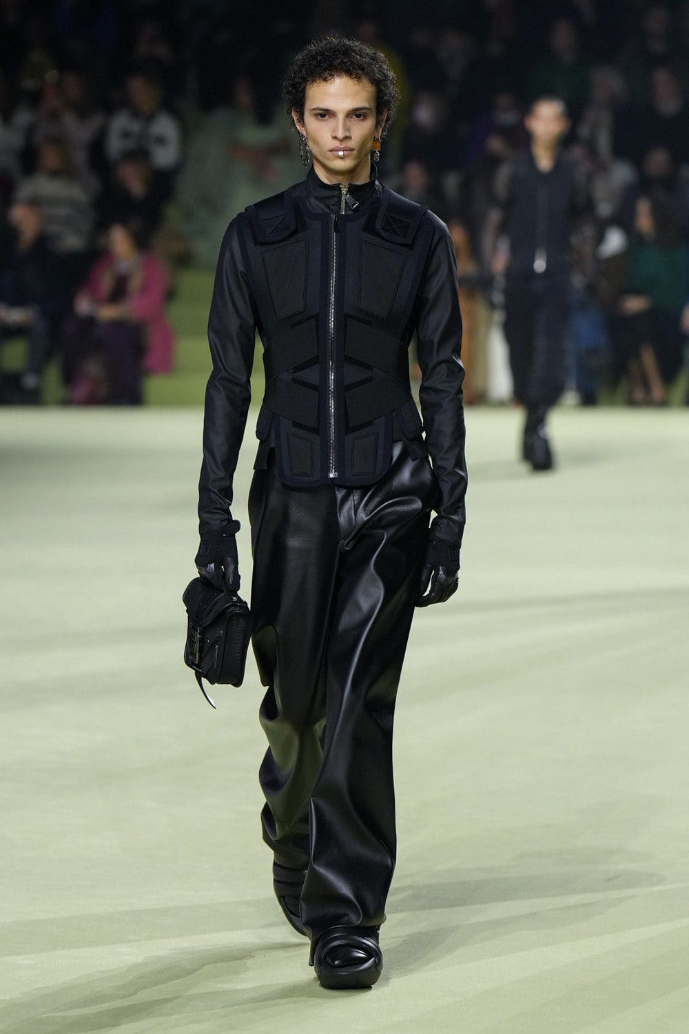 Balmain Automne Hiver 2022-2023 Paris Runway Magazine