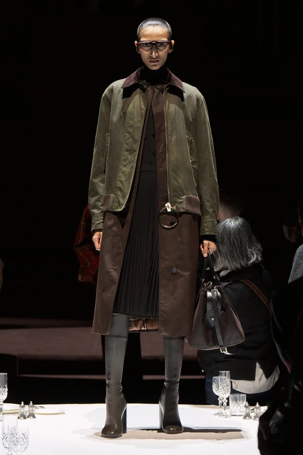 Burberry Autunno Inverno 2022-2023 Londra Runway Magazine