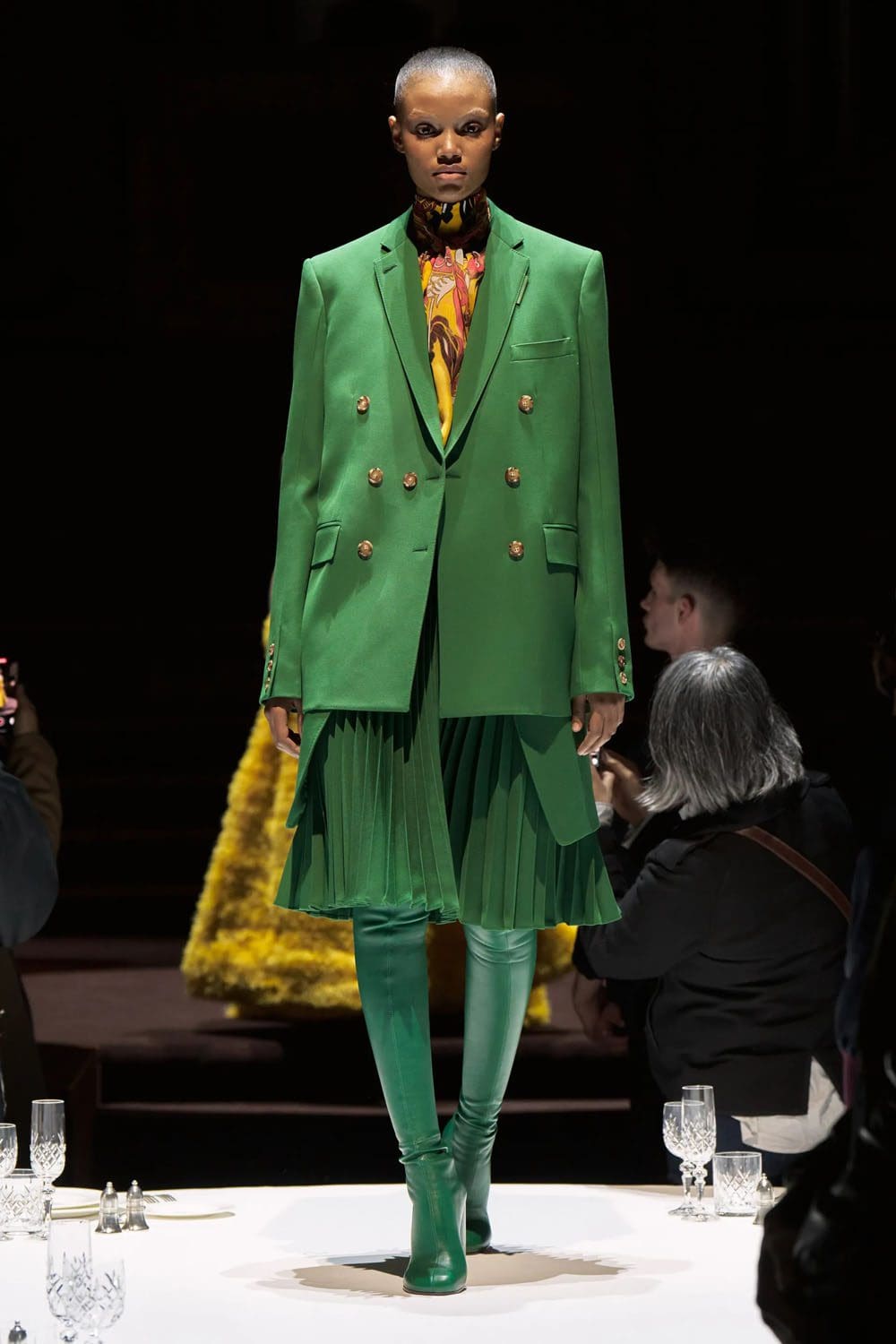 Burberry Autunno Inverno 2022-2023 Londra Runway Magazine