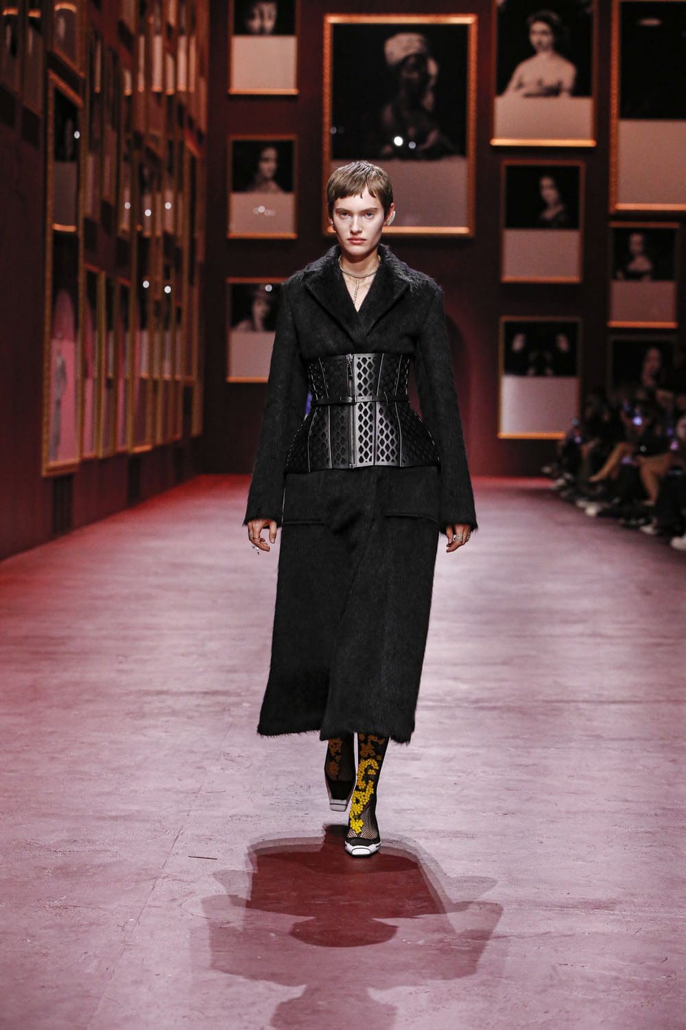 Dior Donna Autunno Inverno 2022-2023 Parigi Runway Magazine