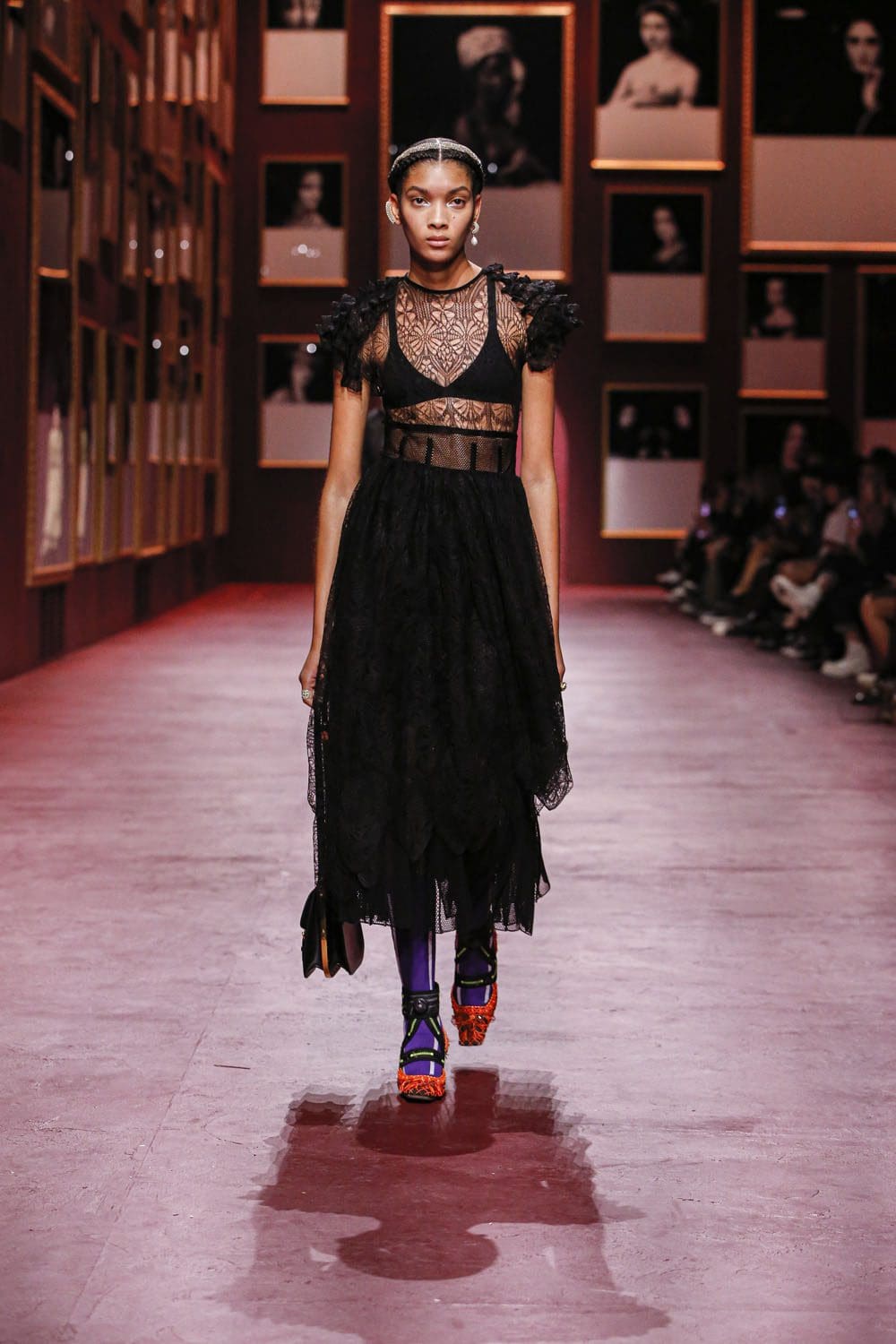Dior Damen Herbst Winter 2022-2023 Paris Runway Magazin