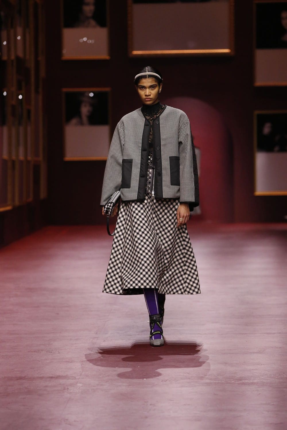 Dior Damen Herbst Winter 2022-2023 Paris Runway Magazin