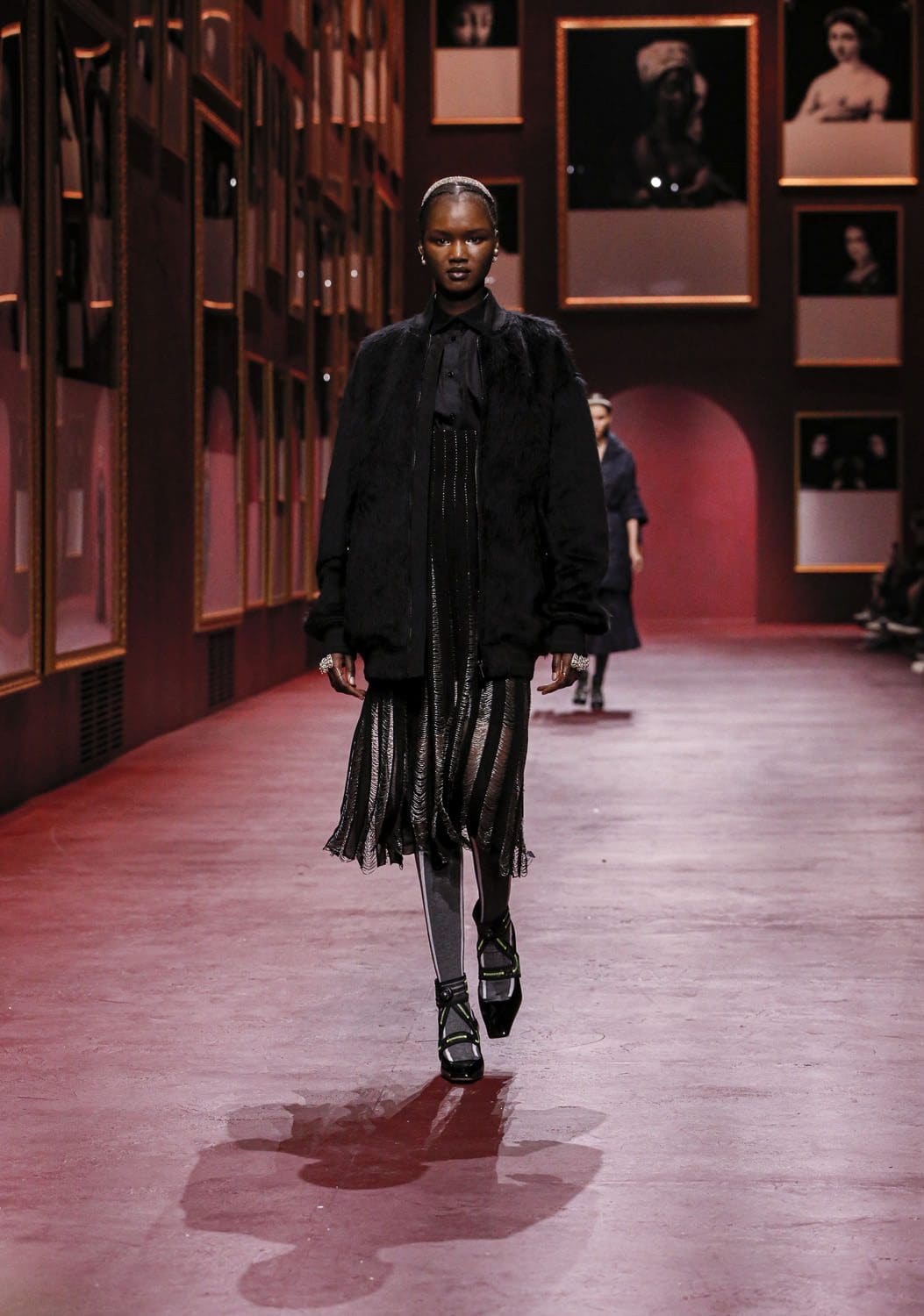 Dior Damen Herbst Winter 2022-2023 Paris Runway Magazin
