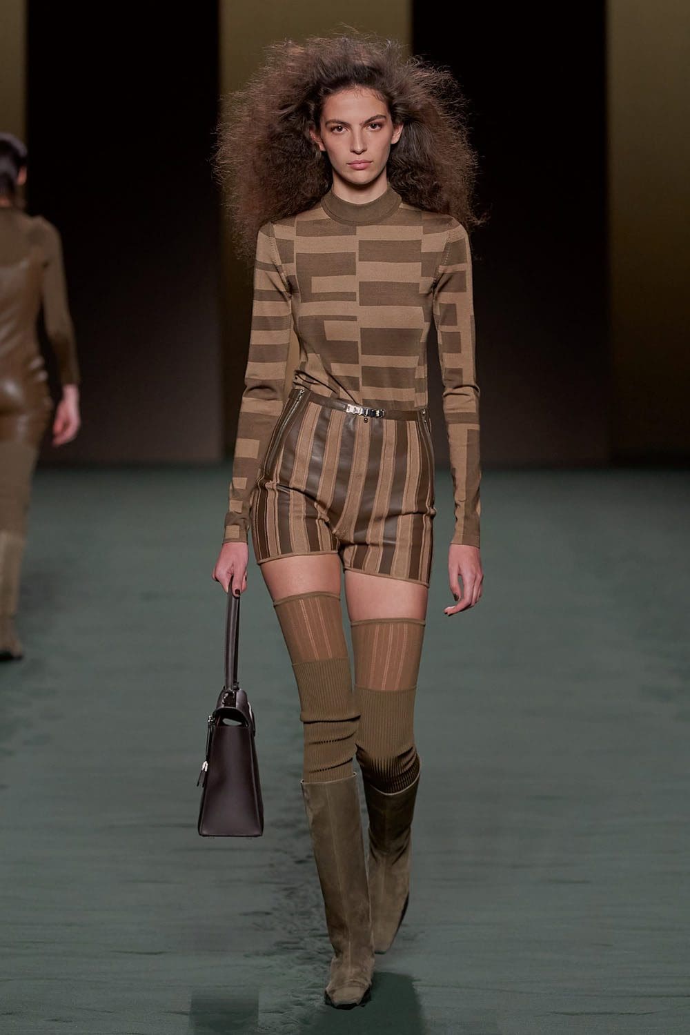 Hermes Herbst Winter 2022-2023 Paris Runway Magazin
