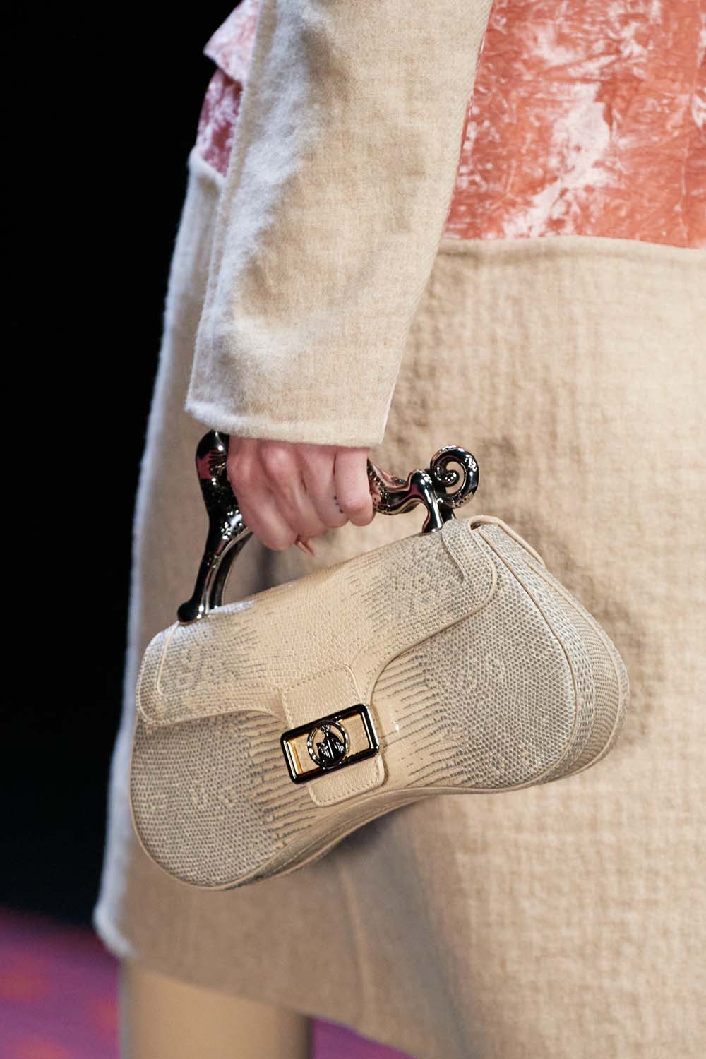 Lanvin Otoño Invierno 2022-2023 París Runway Revista