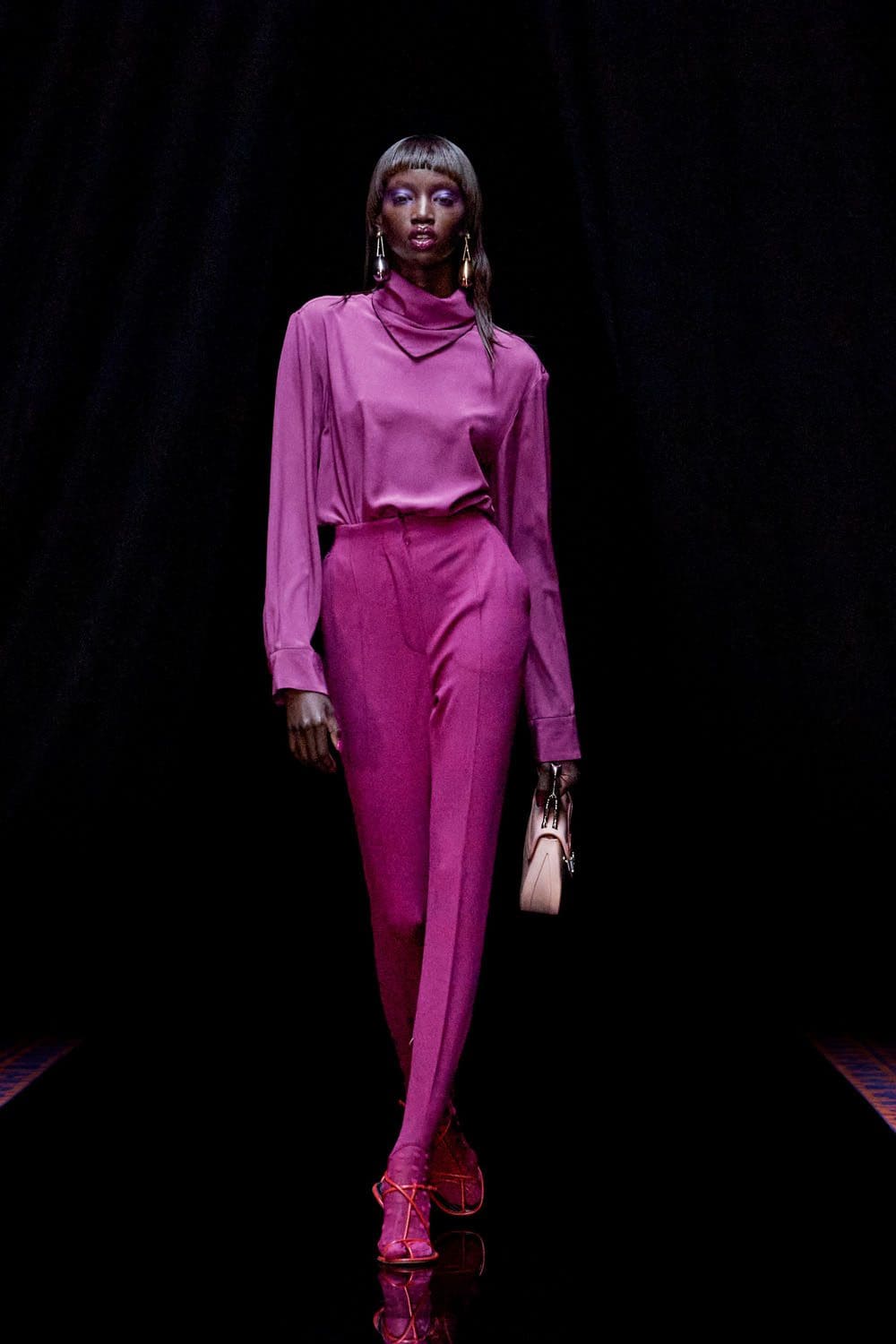 Lanvin Otoño Invierno 2022-2023 París Runway Revista